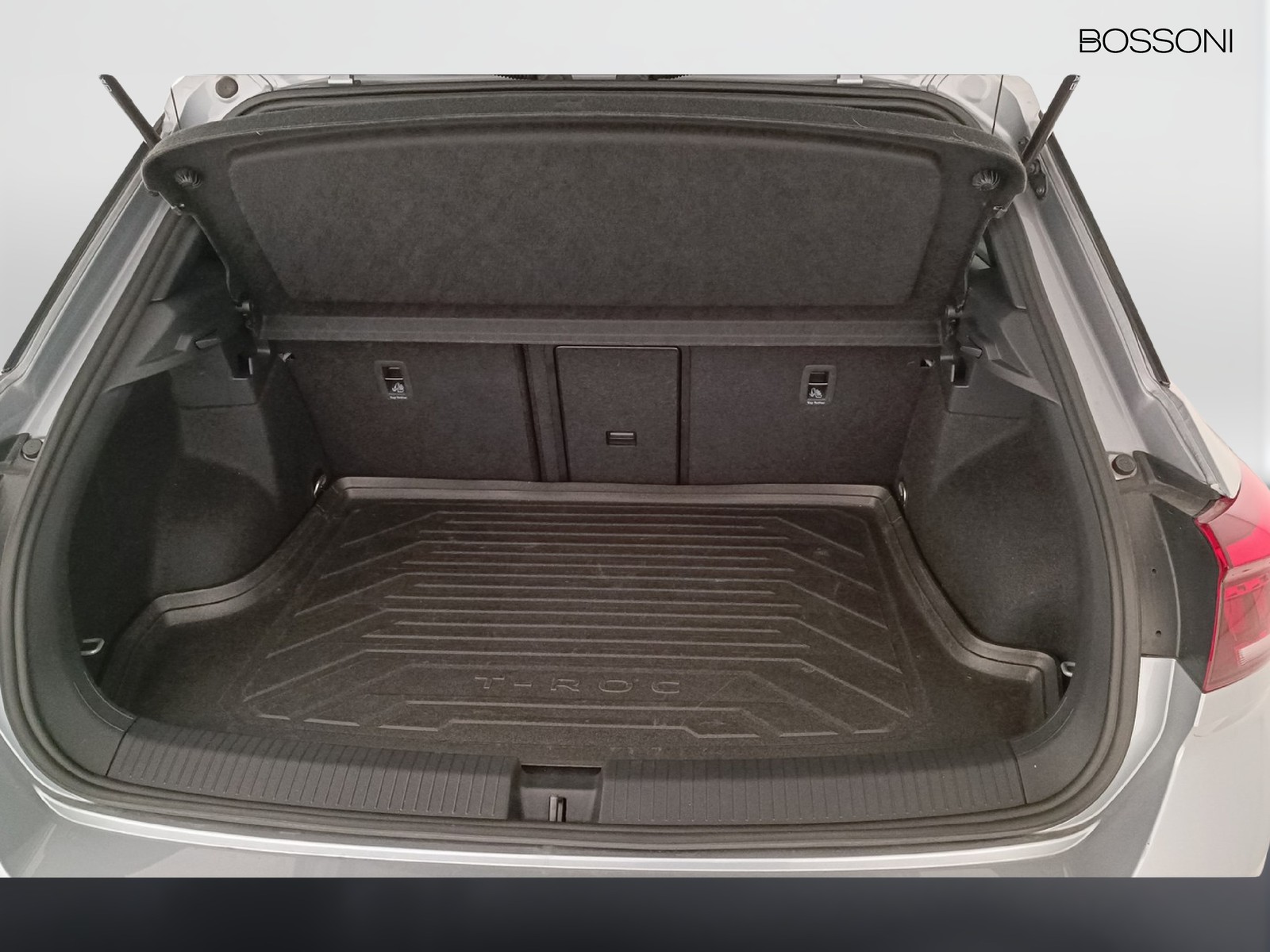 10 - Volkswagen T-Roc 2.0 tdi scr 150cv r line dsg