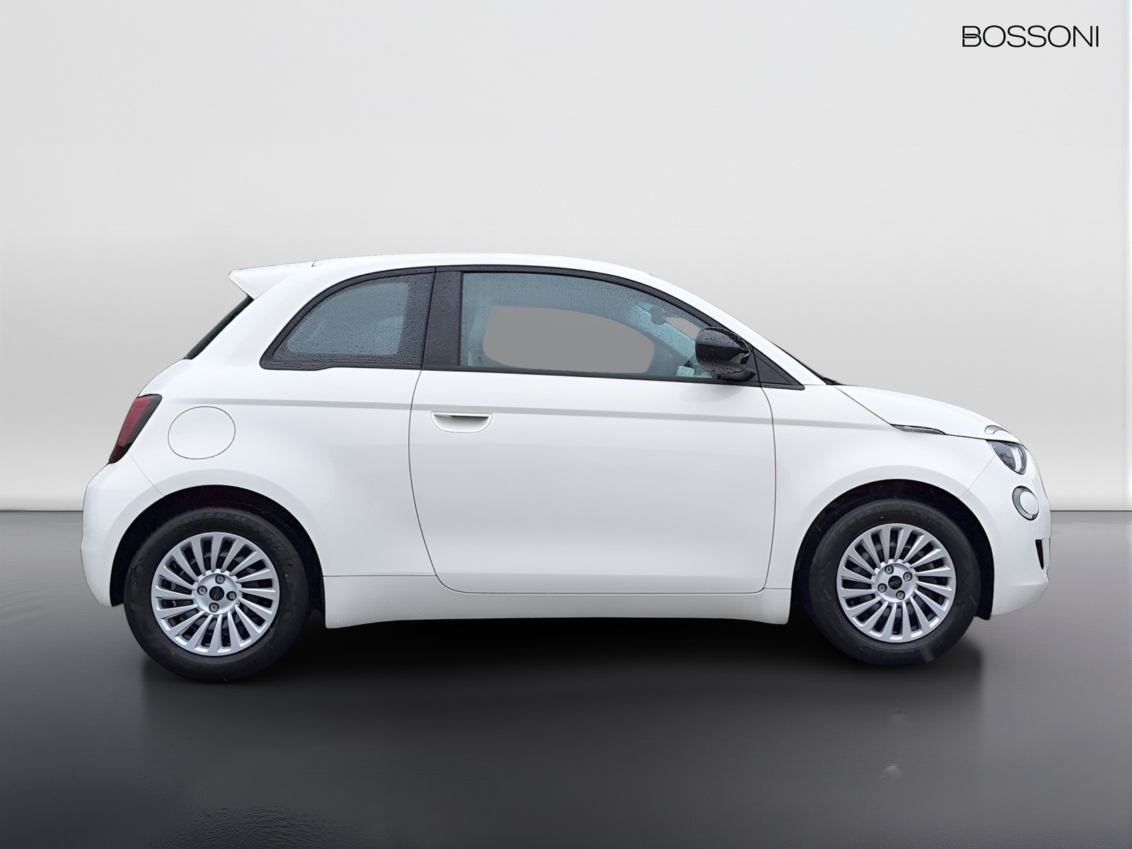 4 - Fiat 500 1.0 hybrid pop