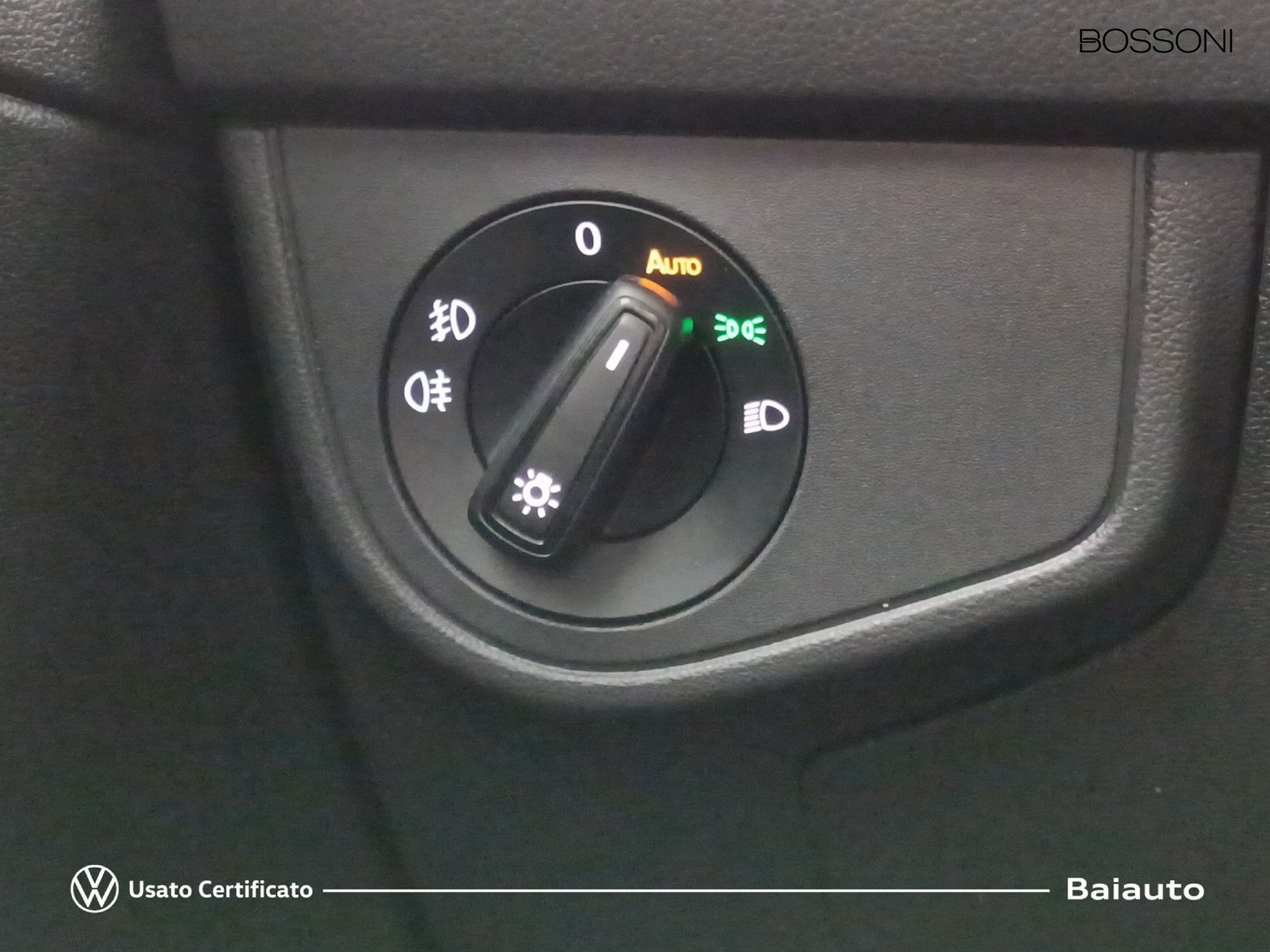 16 - Volkswagen Polo 1.0 tsi 110cv style dsg