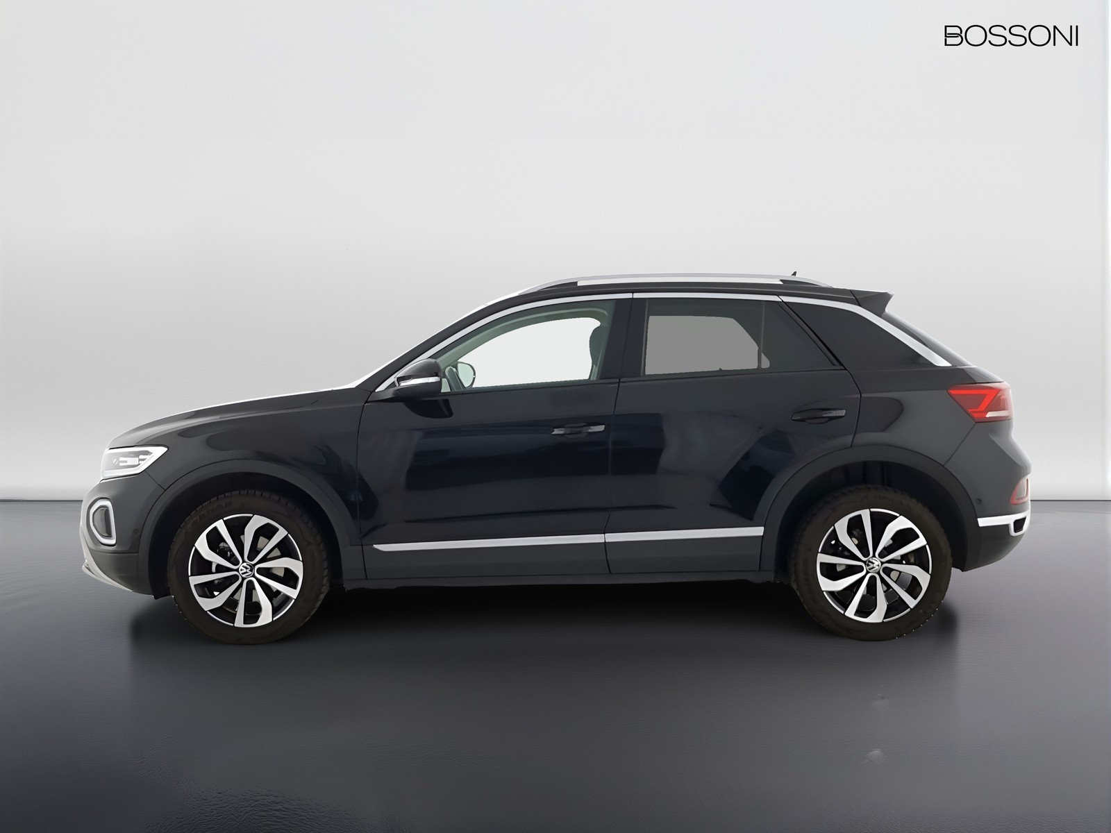 3 - Volkswagen T-Roc 1.0 tsi 110cv style