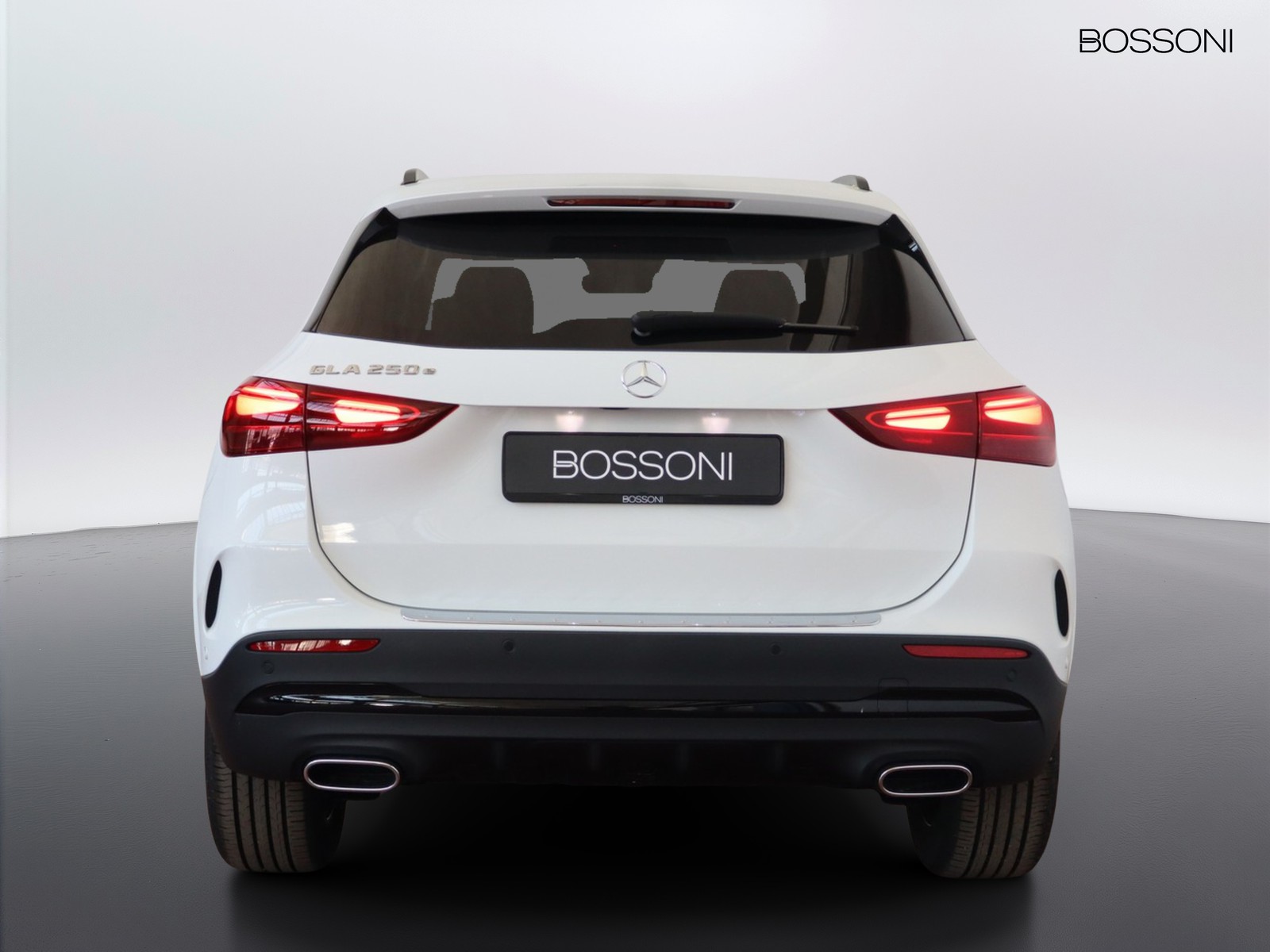 6 - Mercedes GLA 250 e plug-in-hybrid amg line extra 8g-dct