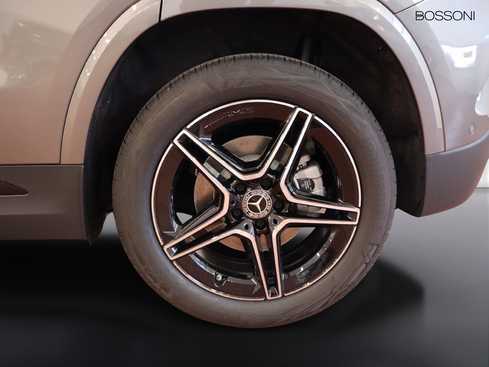 4 - Mercedes GLA 250 e plug-in-hybrid amg line extra 8g-dct