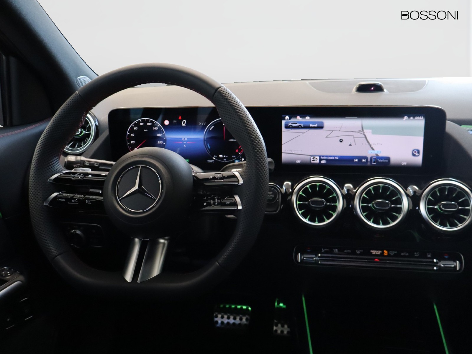 12 - Mercedes GLA 250 e plug-in-hybrid amg line extra 8g-dct