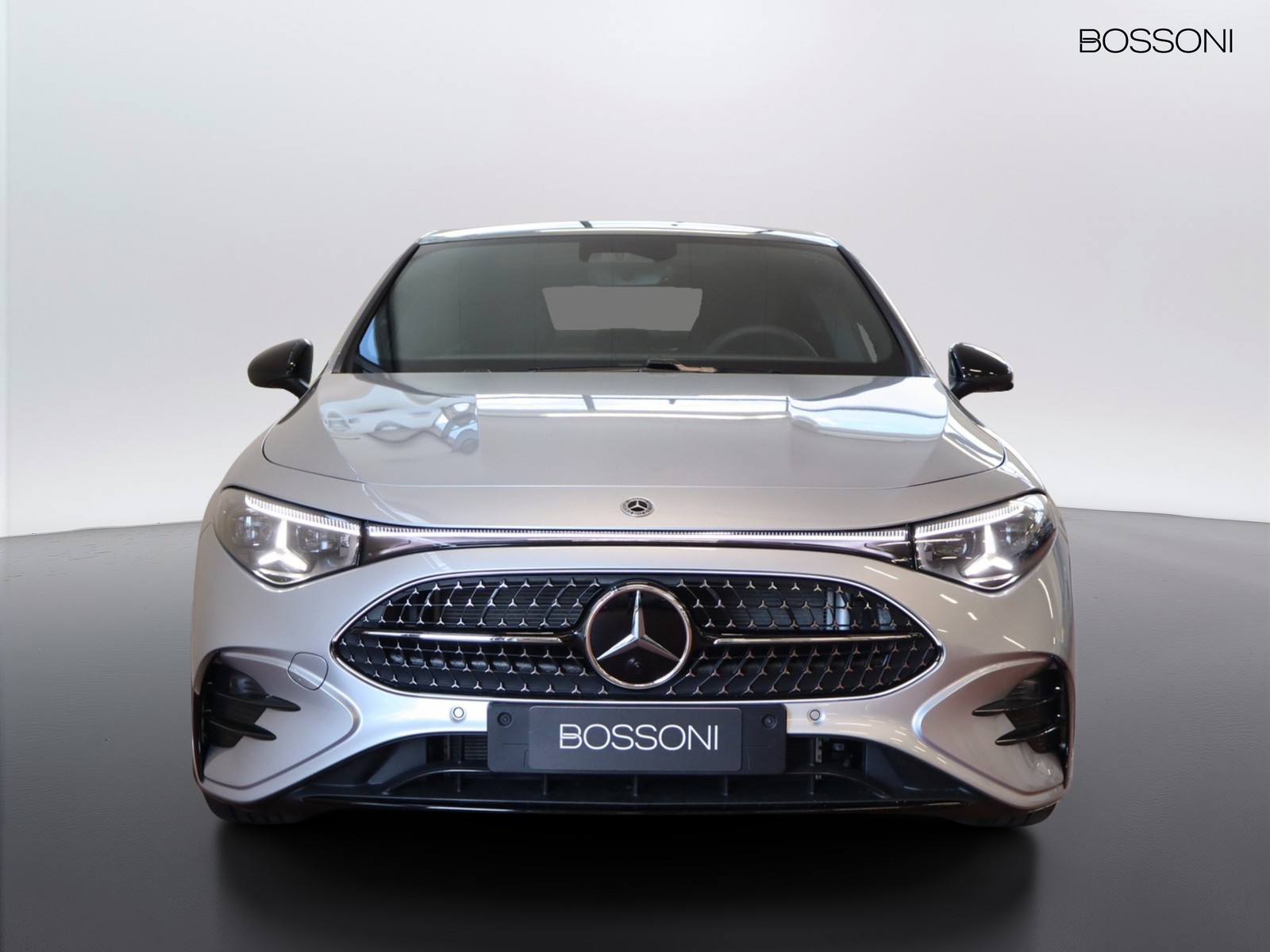 2 - Mercedes CLA 220 premium 4matic auto