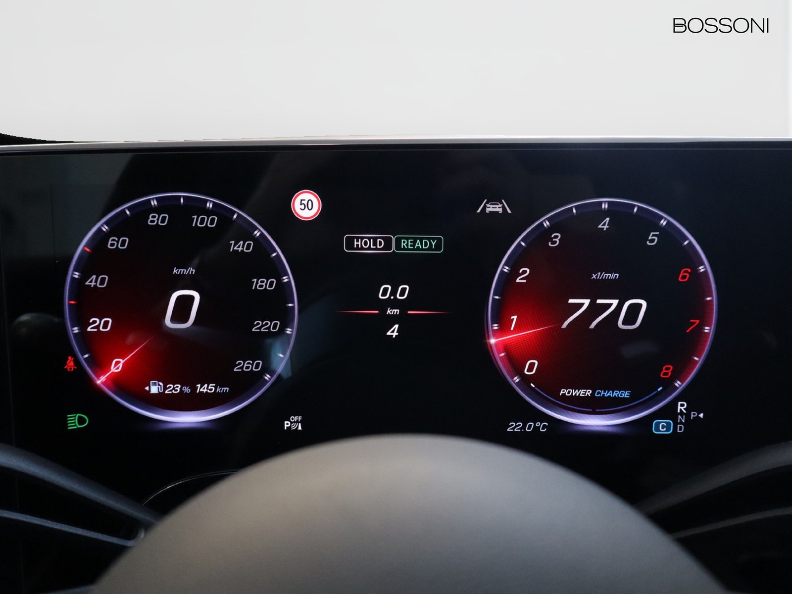 9 - Mercedes CLA 220 premium 4matic auto