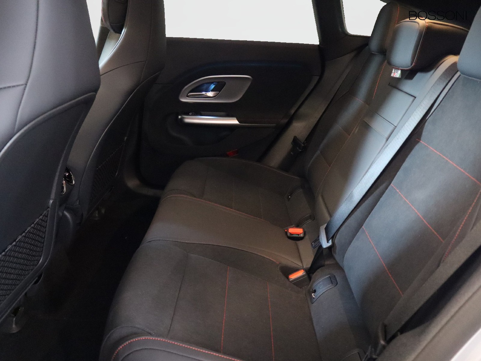 8 - Mercedes CLA eq shooting brake 350 premium 4matic