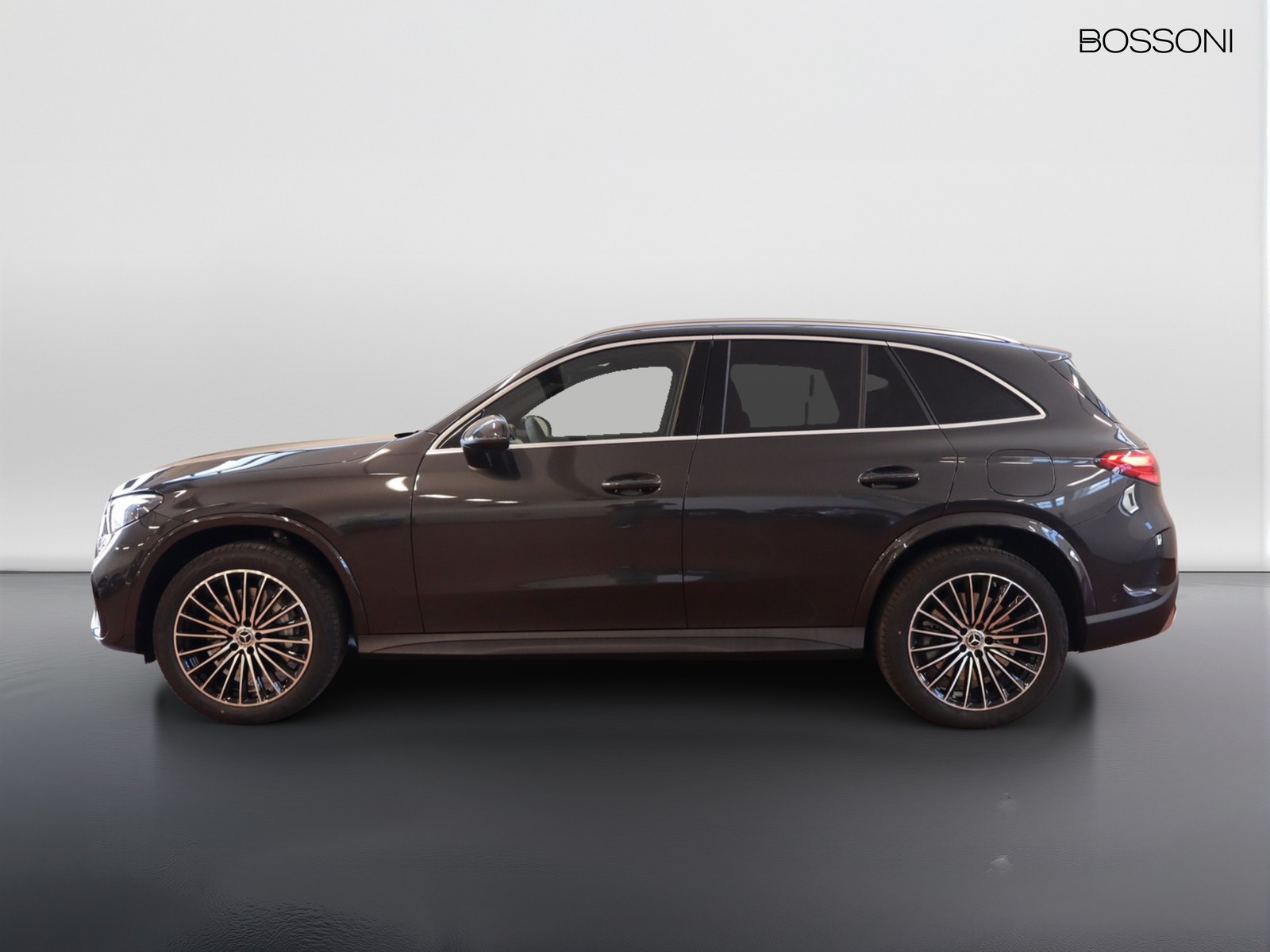 3 - Mercedes GLC suv 300 de plug in hybrid amg line advanced tech 4matic 9g-tronic