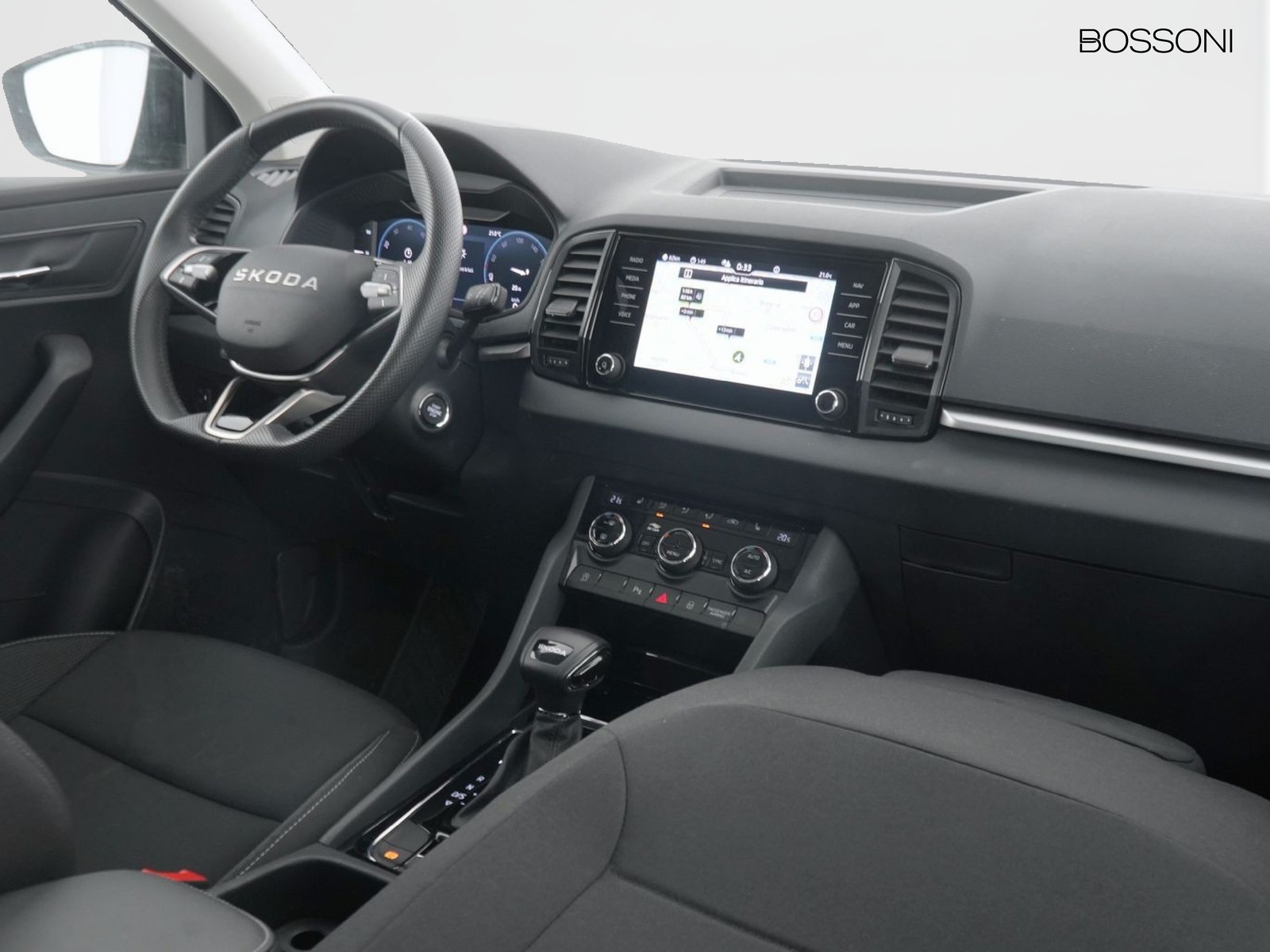 6 - Skoda Karoq 2.0 tdi evo scr 150cv executive dsg