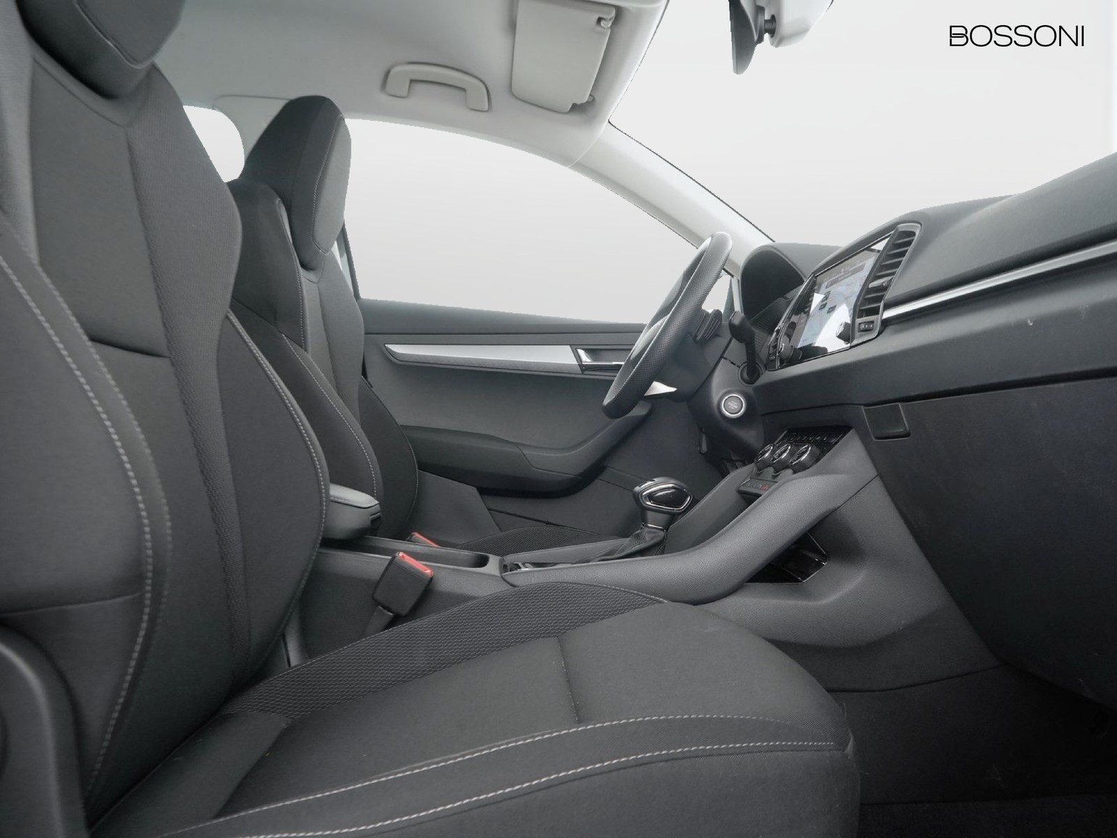 8 - Skoda Karoq 2.0 tdi evo scr 150cv executive dsg