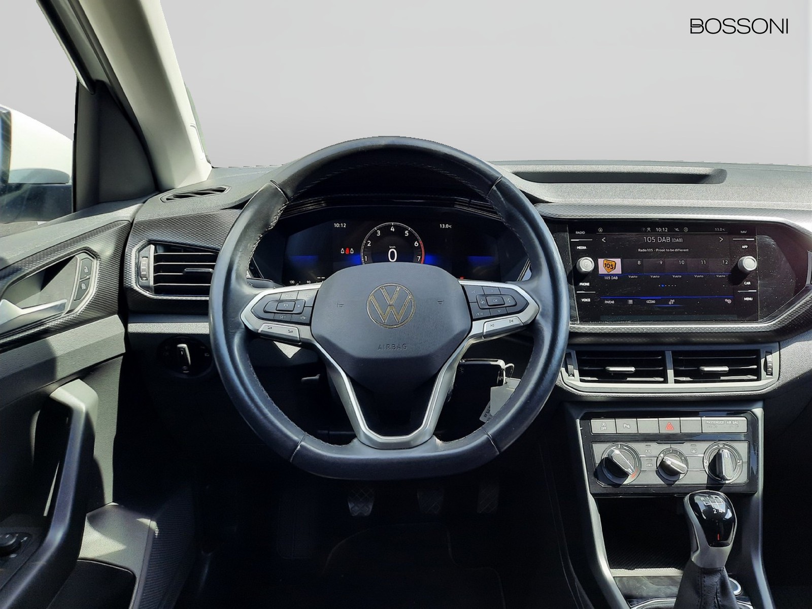 8 - Volkswagen T-Cross 1.0 tsi 95cv style