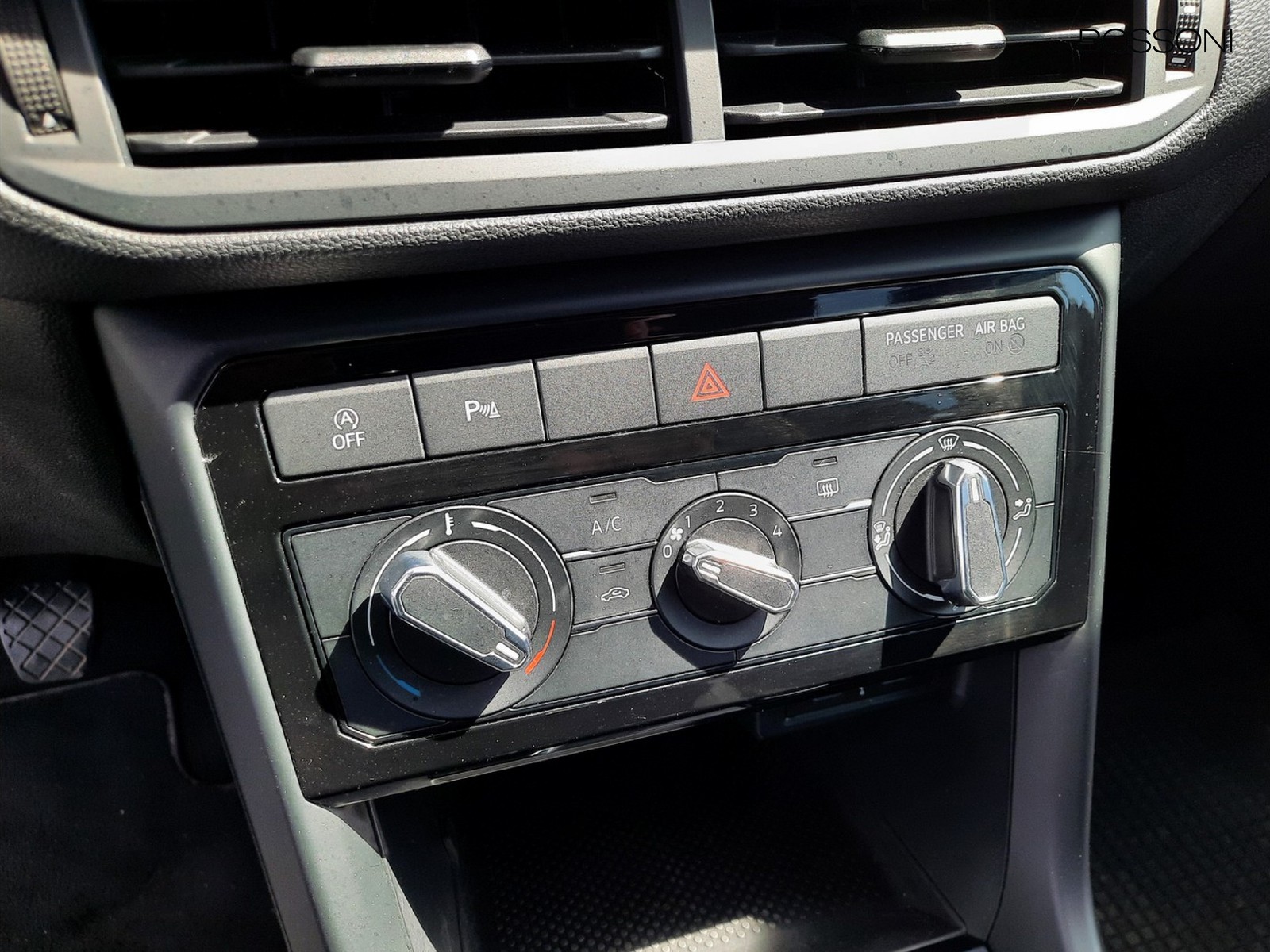 12 - Volkswagen T-Cross 1.0 tsi 95cv style