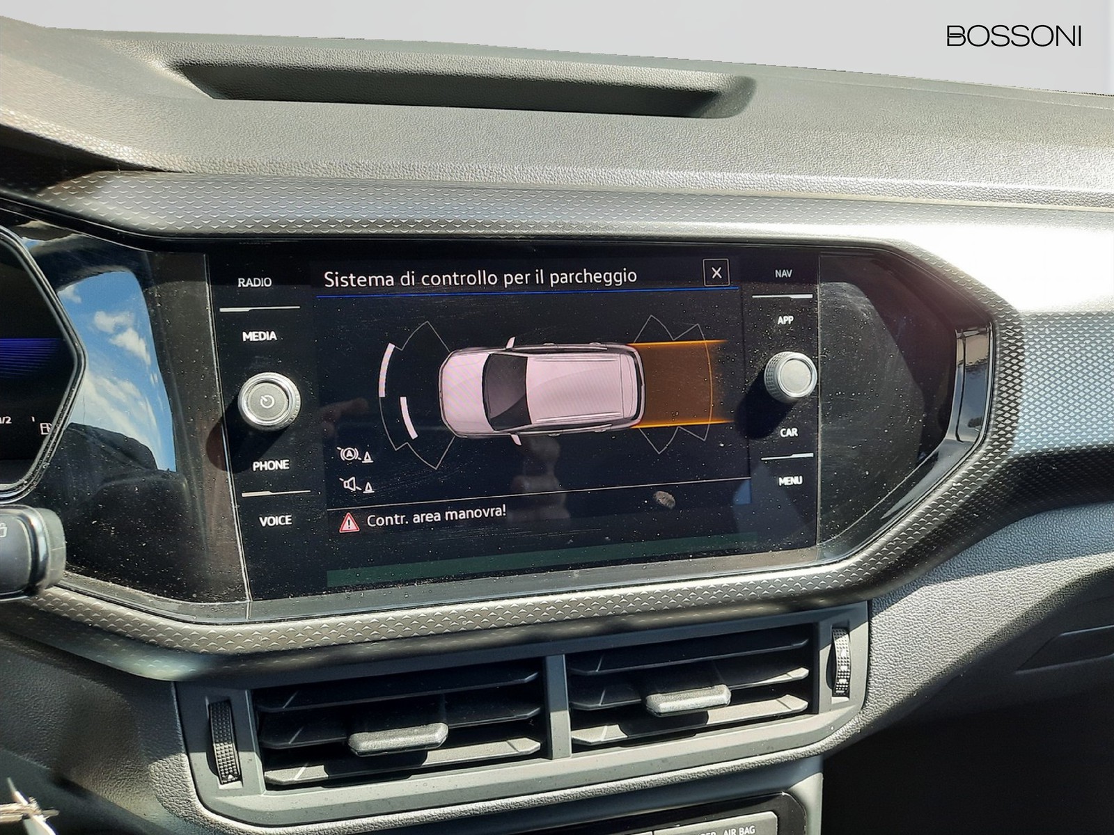 14 - Volkswagen T-Cross 1.0 tsi 95cv style