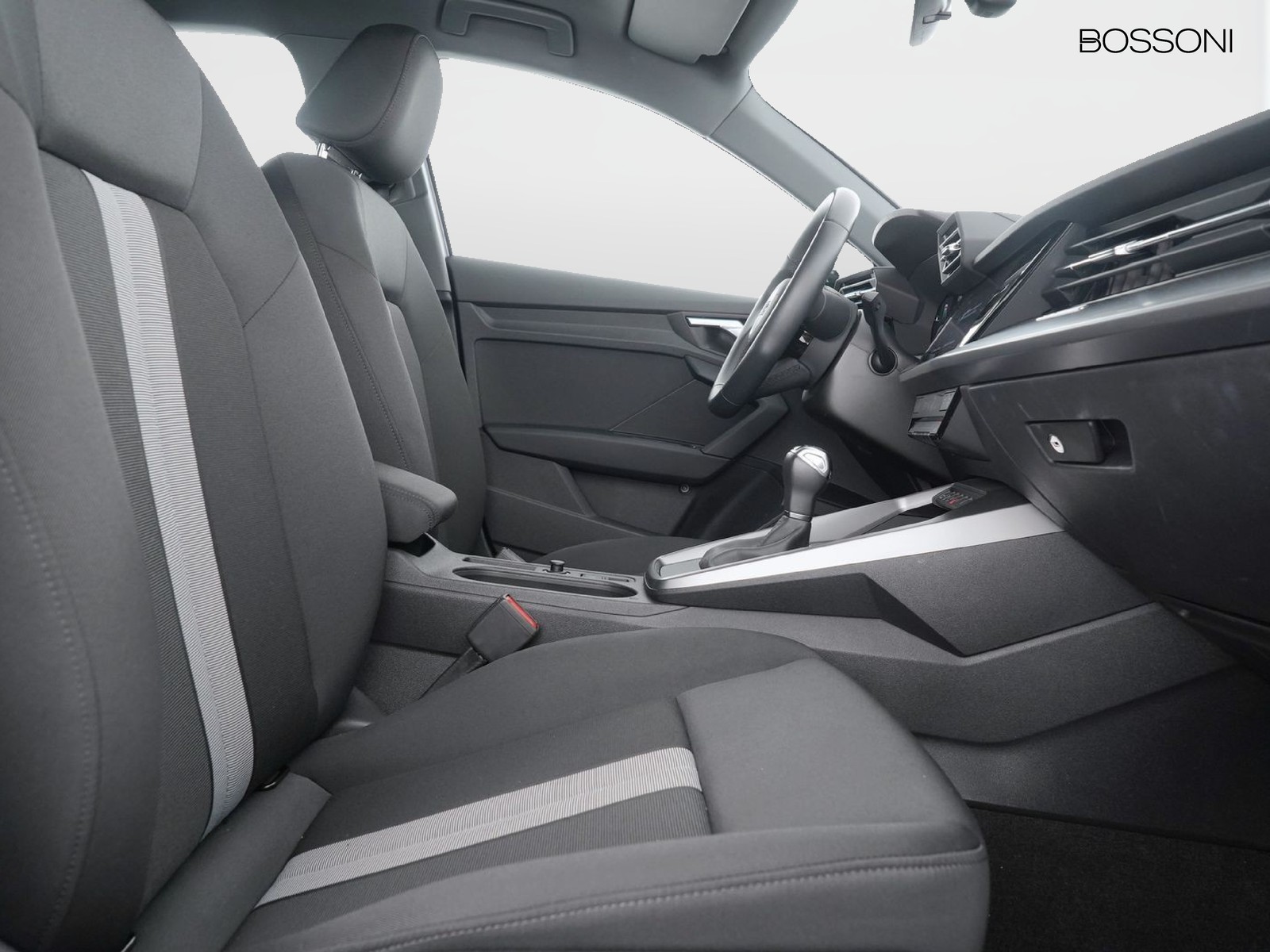 16 - Audi A3 sportback 30 2.0 tdi business