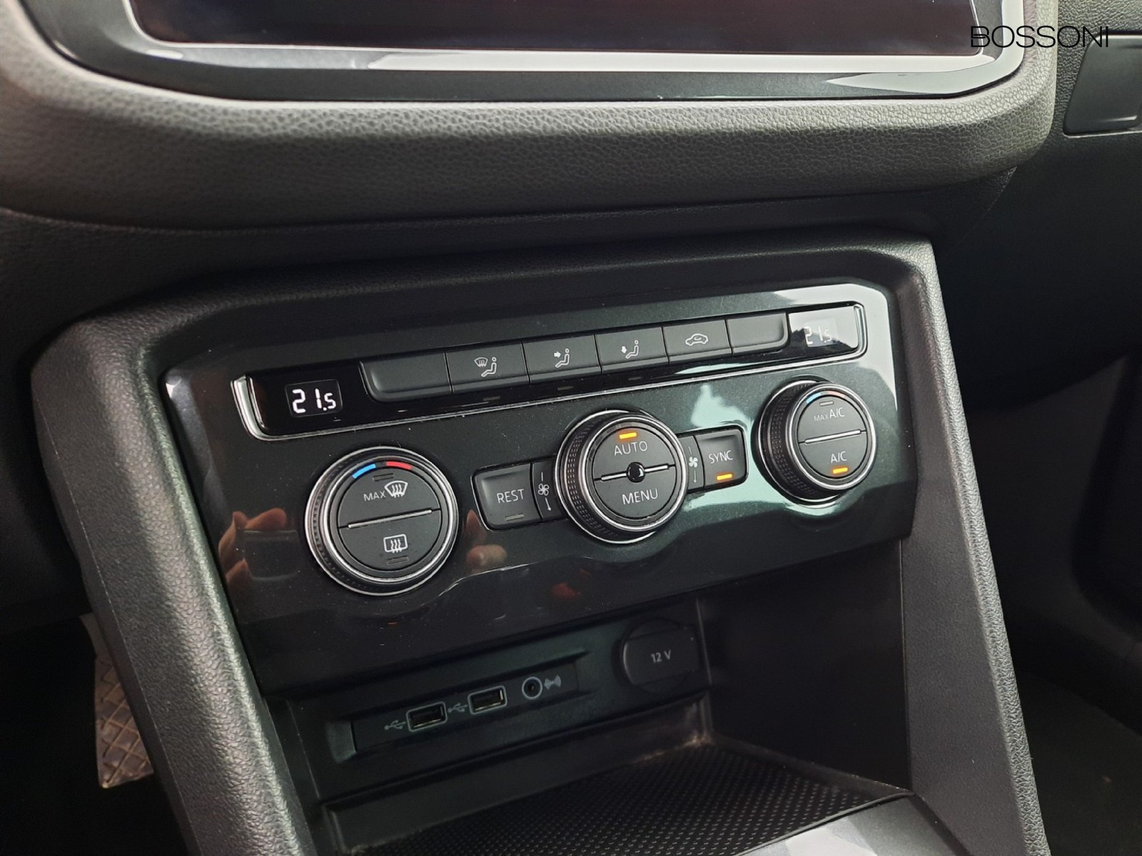 11 - Volkswagen Tiguan 1.5 tsi act bluemotion 150cv advanced dsg
