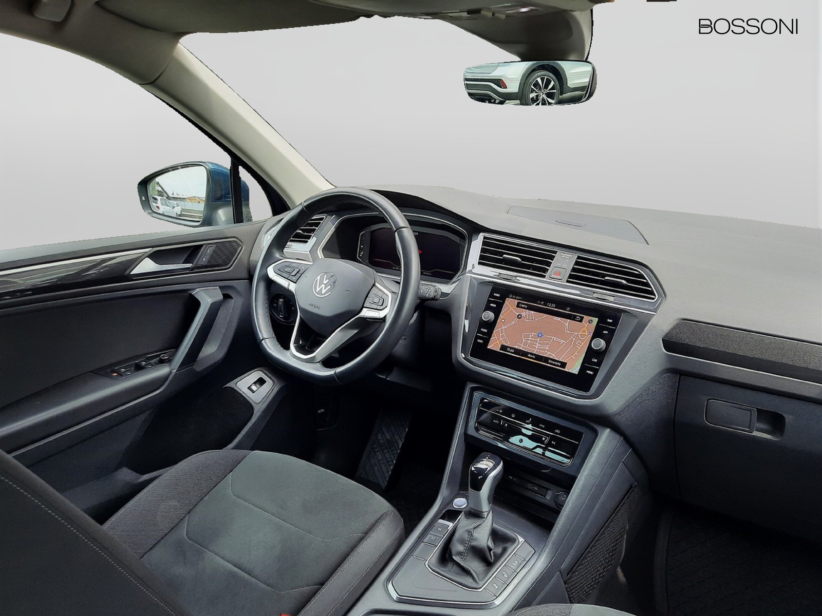 6 - Volkswagen Tiguan 2.0 tdi scr 150cv elegance dsg
