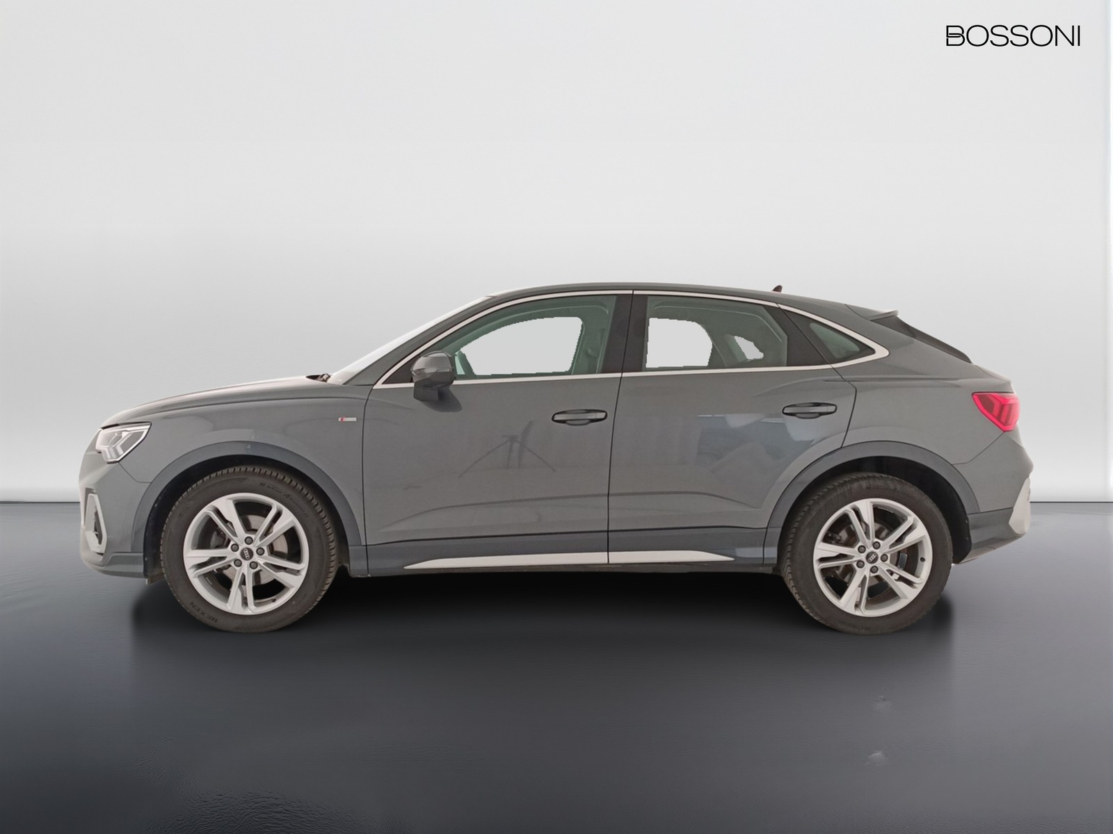 3 - Audi Q3 sportback 35 2.0 tdi s line edition s tronic