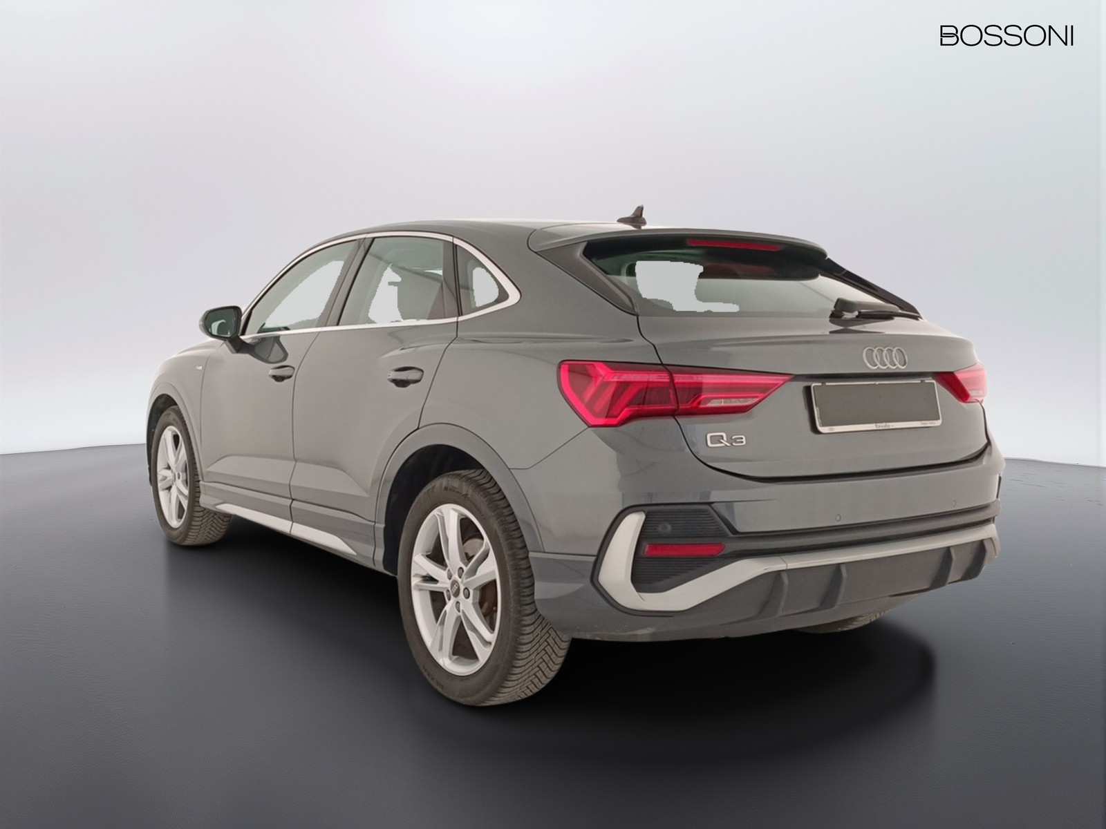 4 - Audi Q3 sportback 35 2.0 tdi s line edition s tronic