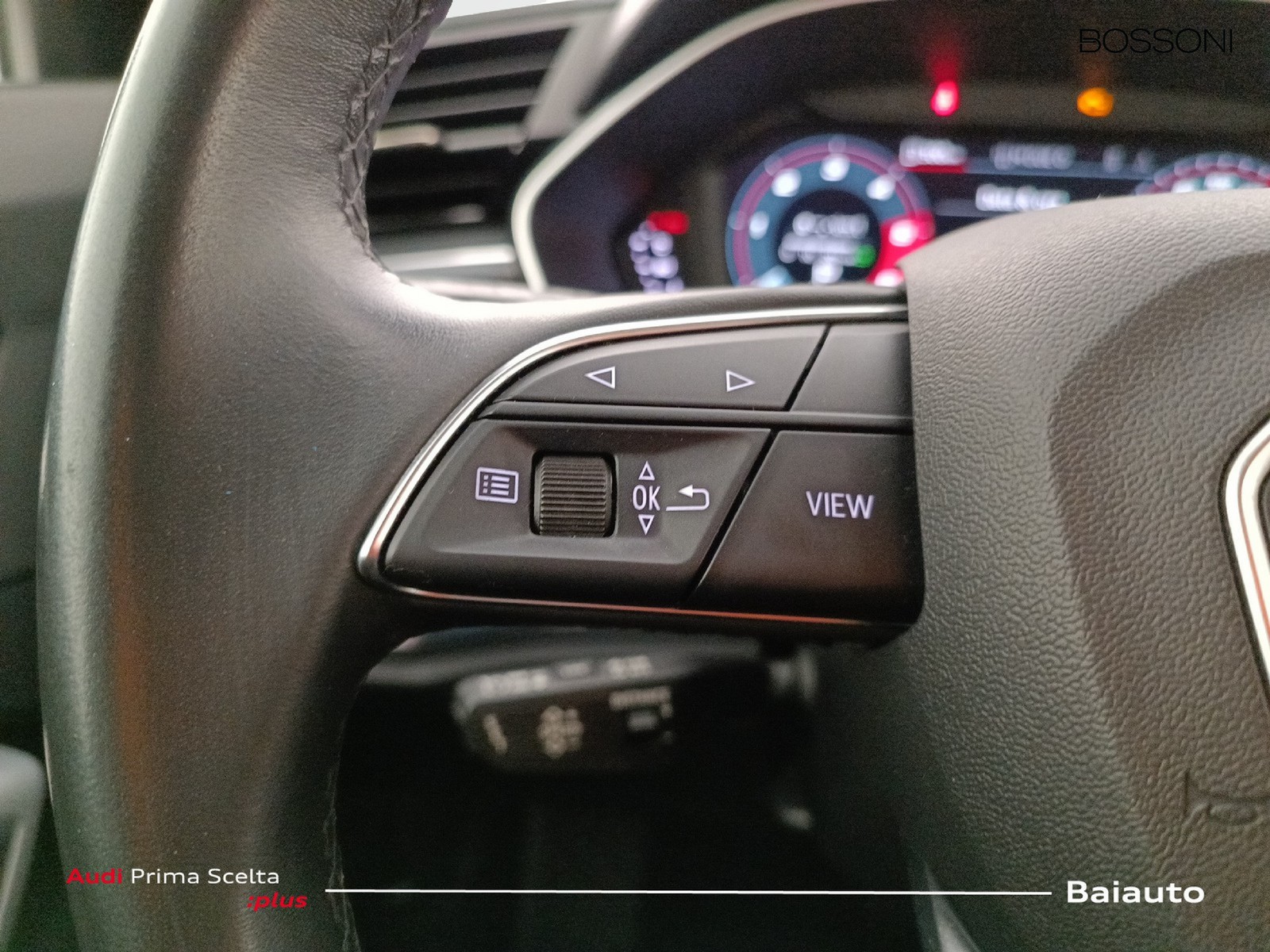 16 - Audi Q3 sportback 35 2.0 tdi s line edition s tronic
