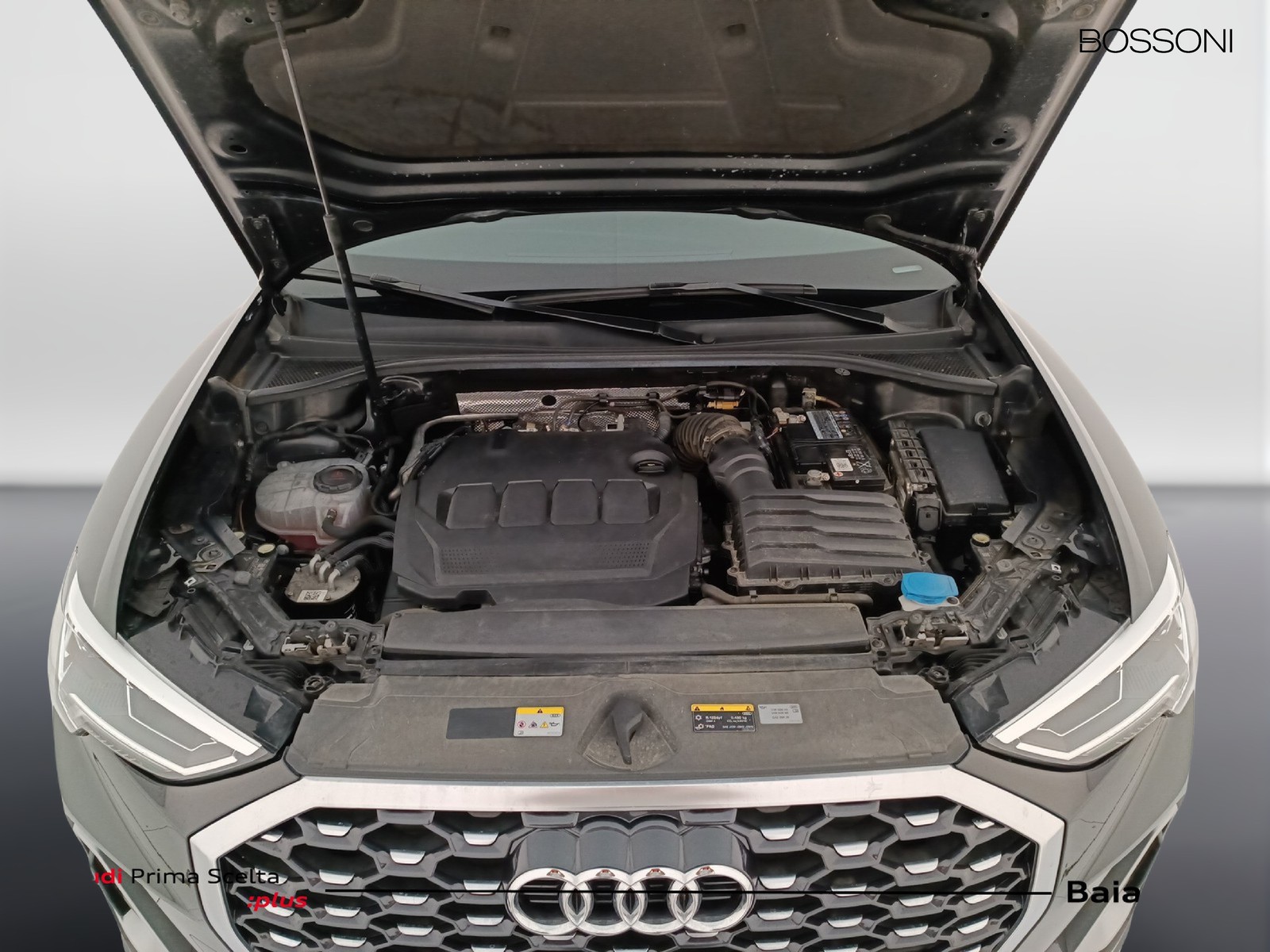 33 - Audi Q3 sportback 35 2.0 tdi s line edition s tronic