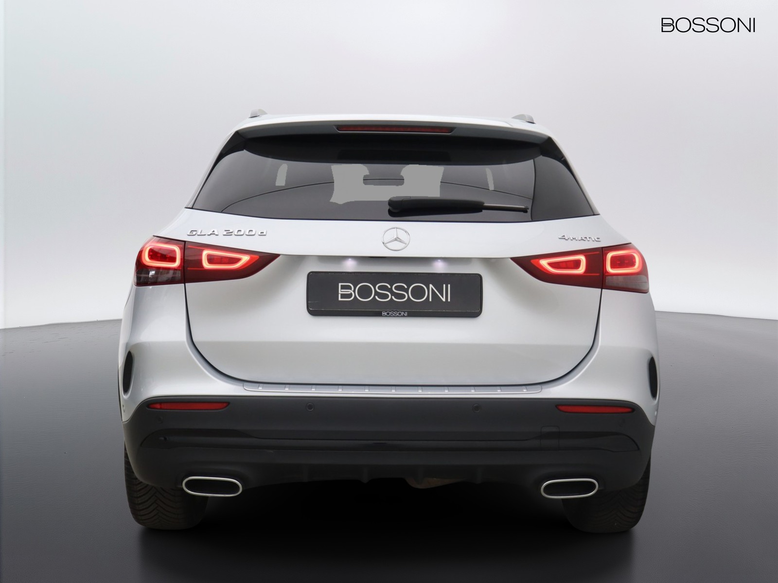 6 - Mercedes GLA 200 d premium 4matic 8g-dct