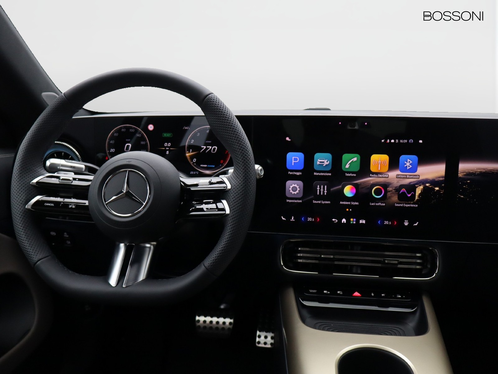 12 - Mercedes CLA 200 premium auto