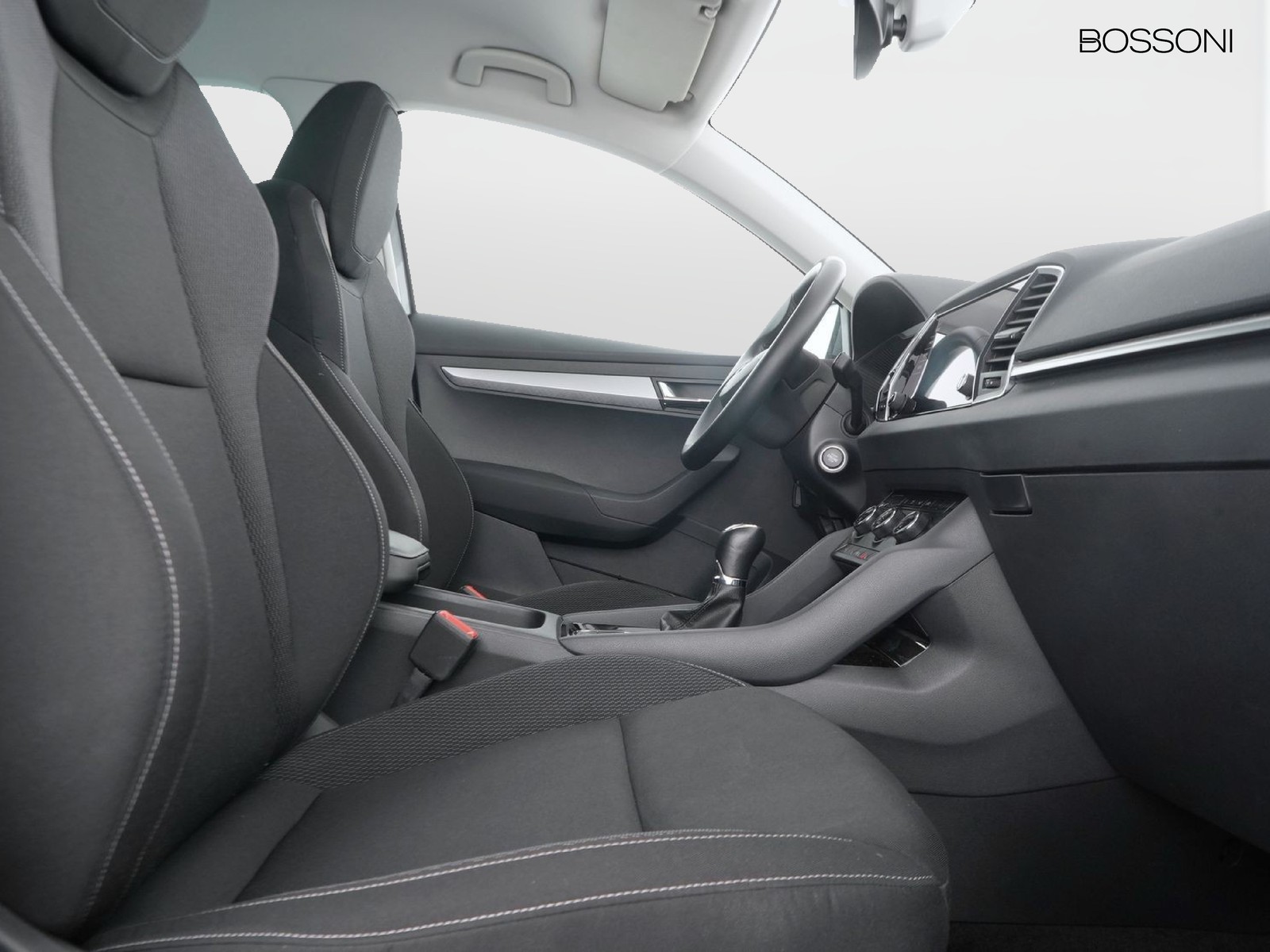 8 - Skoda Karoq 2.0 tdi evo scr 115cv executive