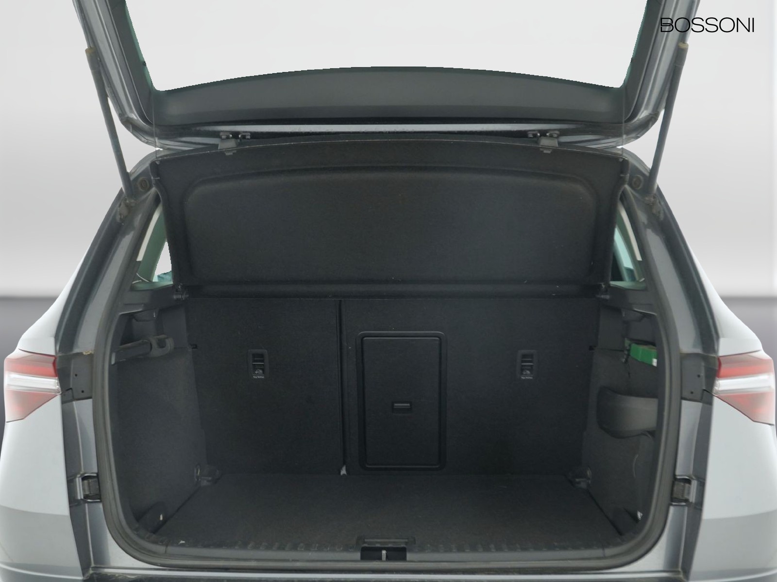 10 - Skoda Karoq 2.0 tdi evo scr 115cv executive