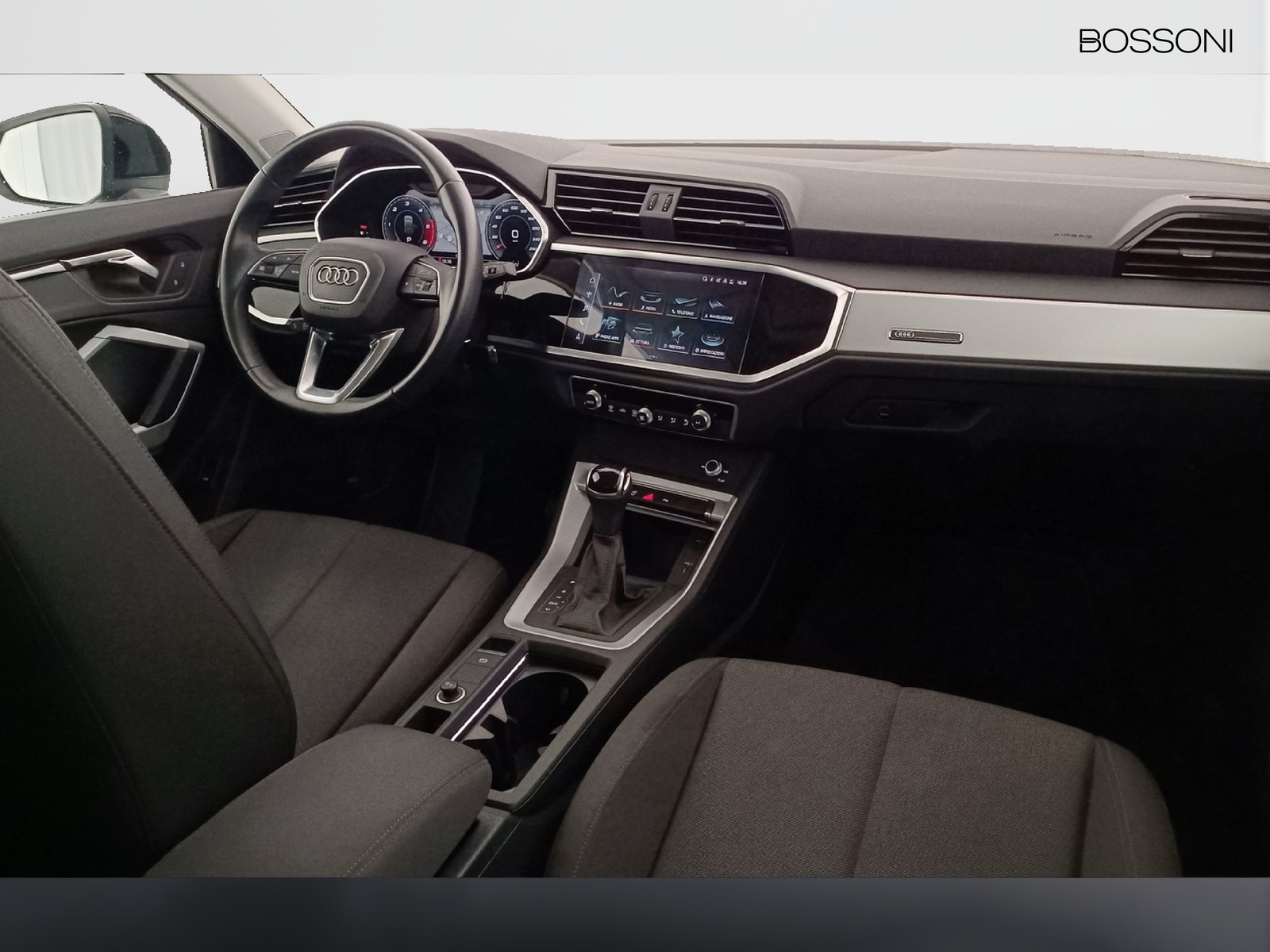 4 - Audi Q3 35 2.0 tdi business advanced s tronic