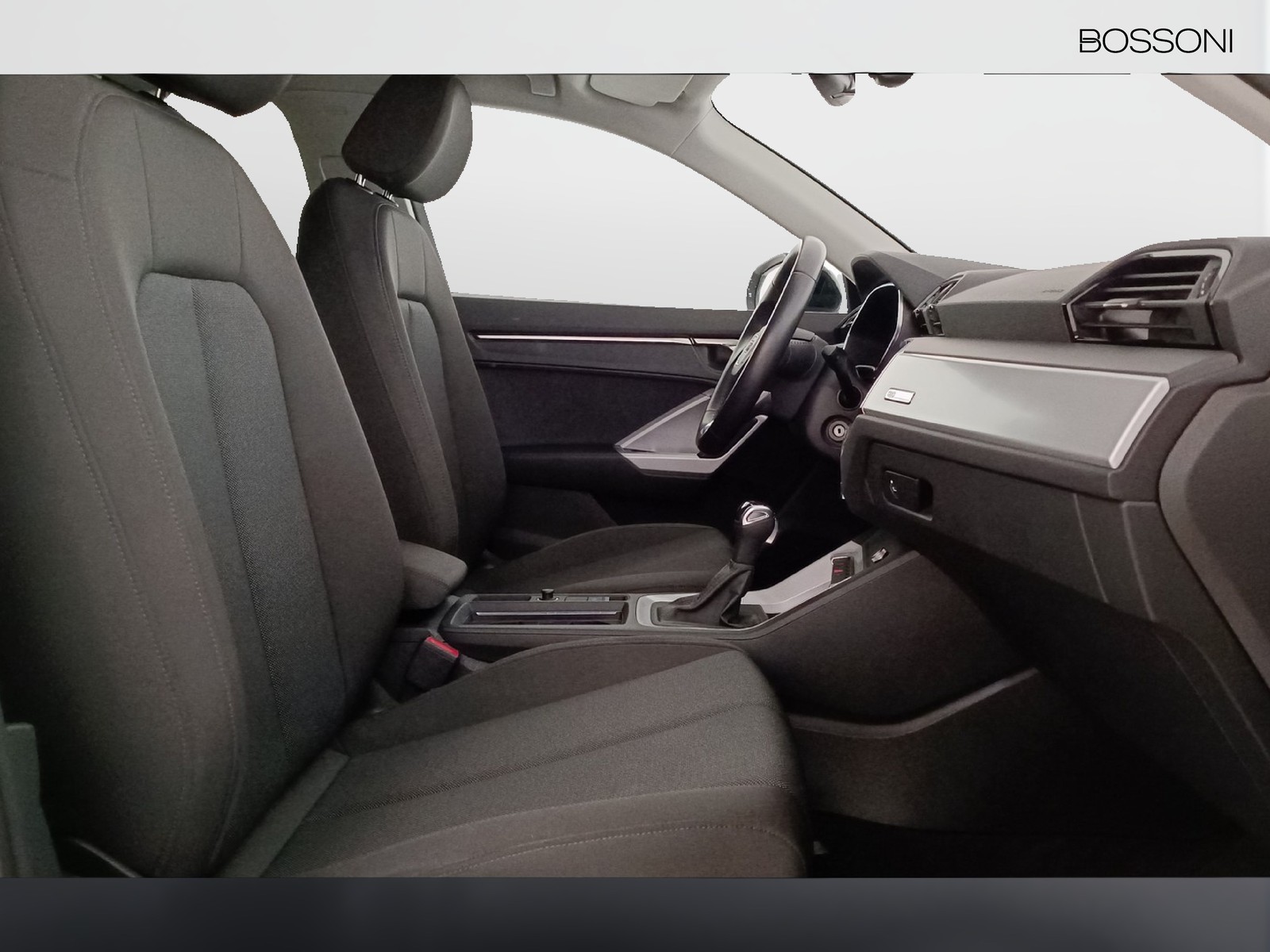 29 - Audi Q3 35 2.0 tdi business advanced s tronic