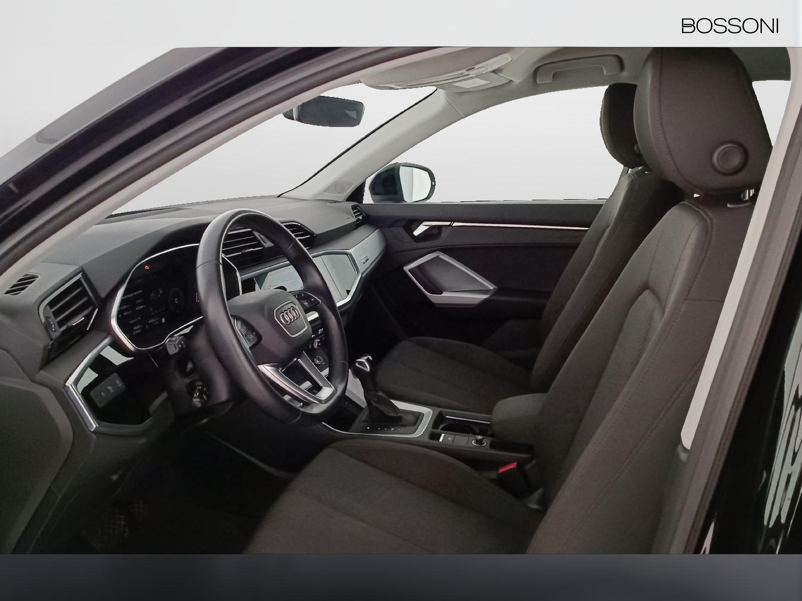 32 - Audi Q3 35 2.0 tdi business advanced s tronic