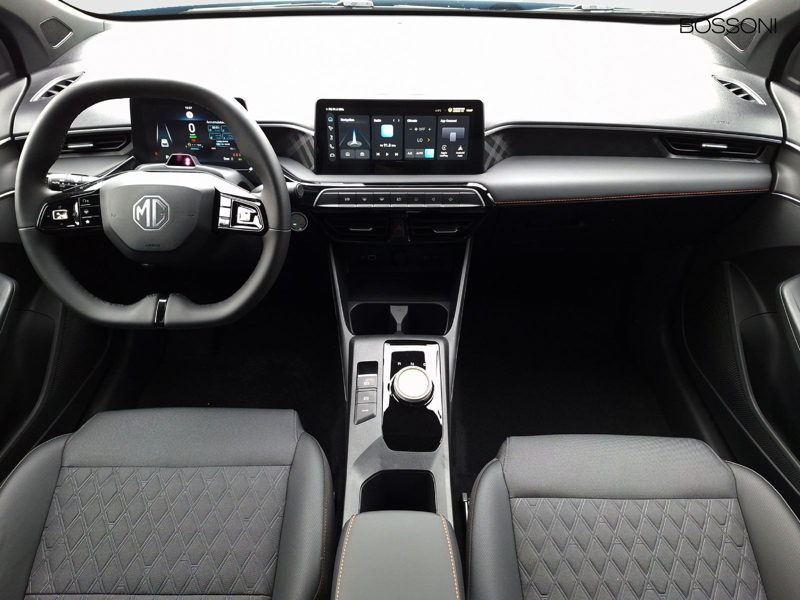 8 - Mg MG3 1.5 hybrid+ luxury