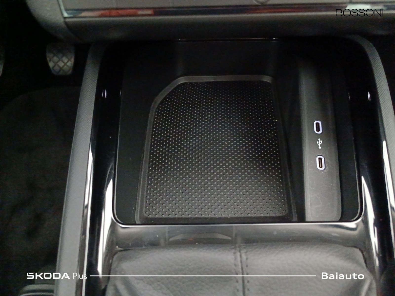 12 - Skoda Kamiq 1.0 tsi 95cv style