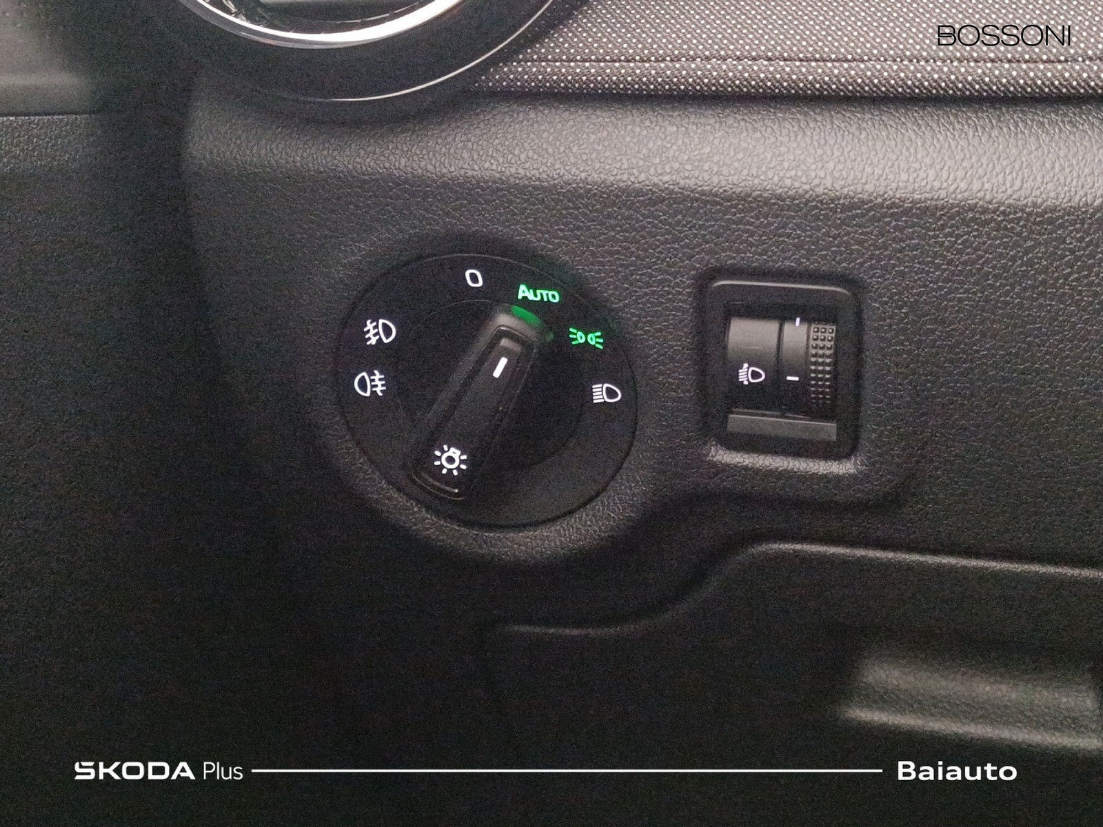 18 - Skoda Fabia 1.0 tsi 95cv 130 edition