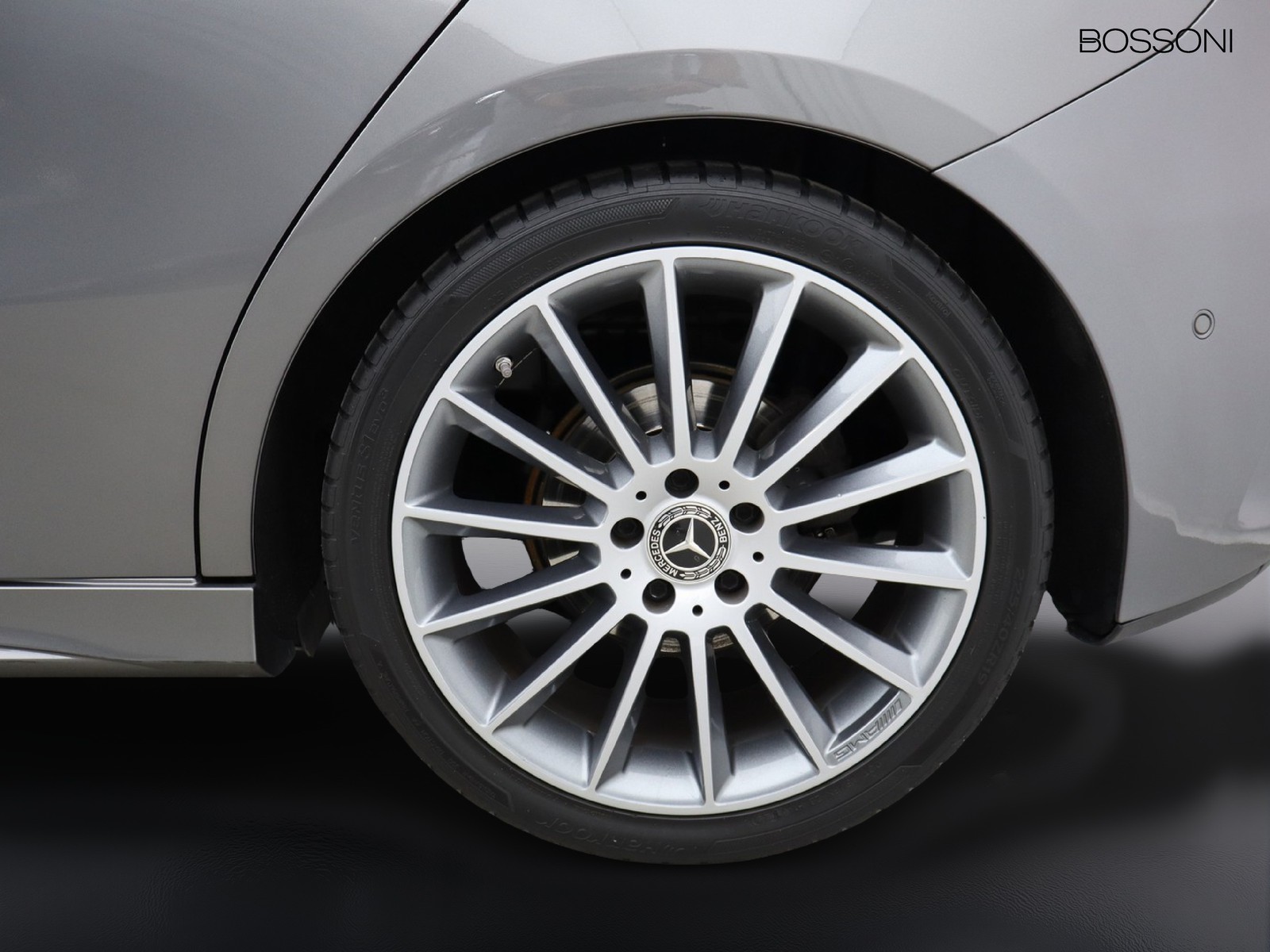 4 - Mercedes Classe A 180 d premium 7g-dct