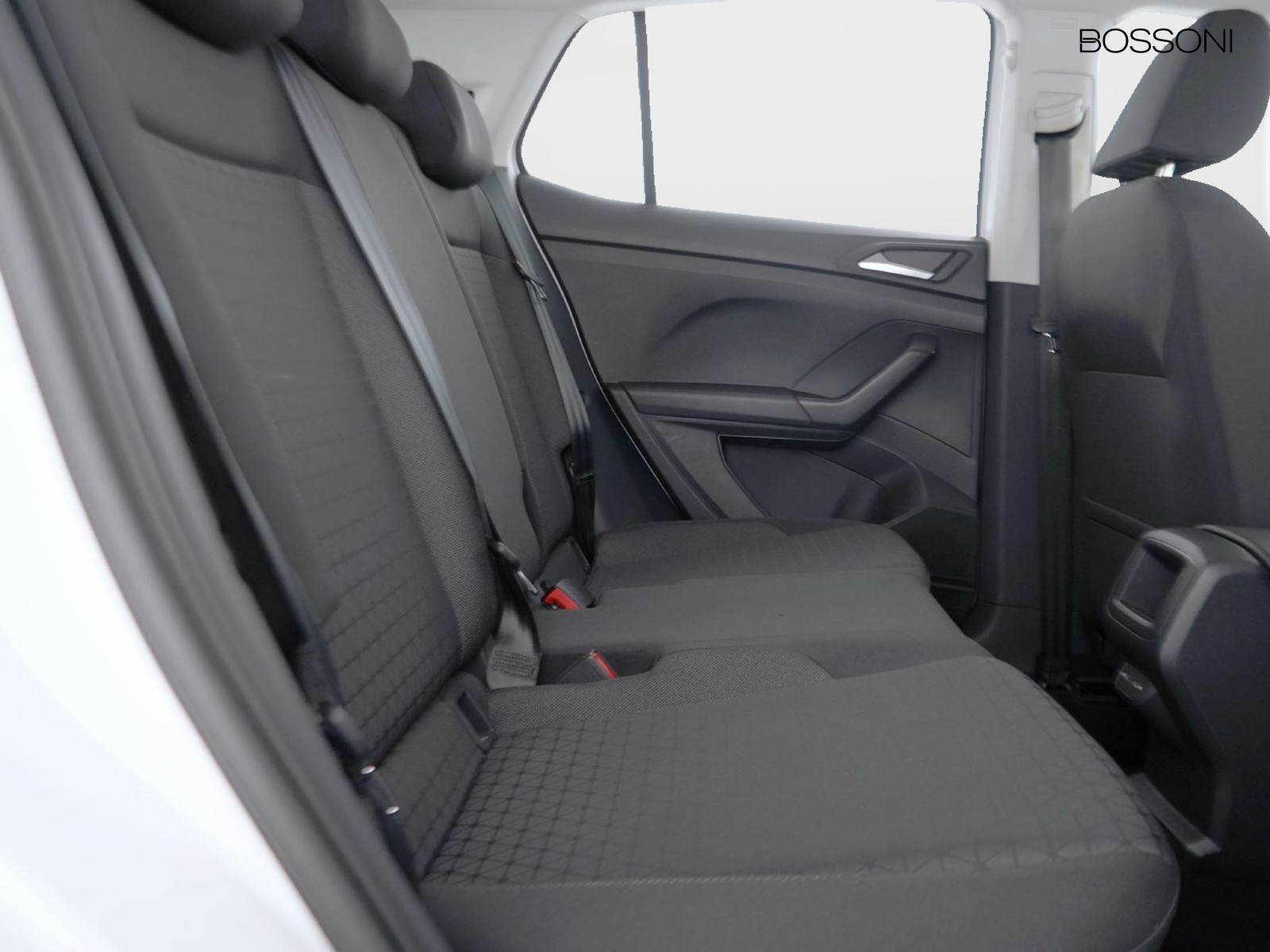 9 - Volkswagen T-Cross 1.0 tsi 110cv style