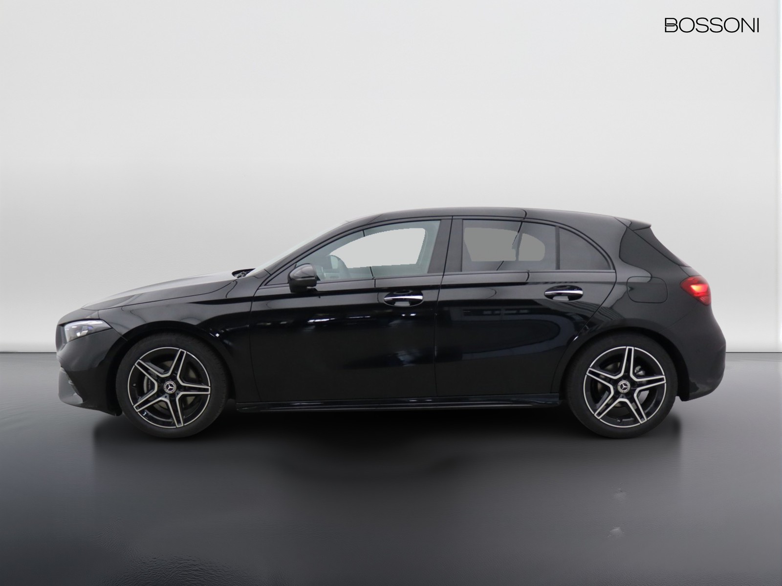 3 - Mercedes Classe A 180 d amg line premium speedshift dct amg 8g