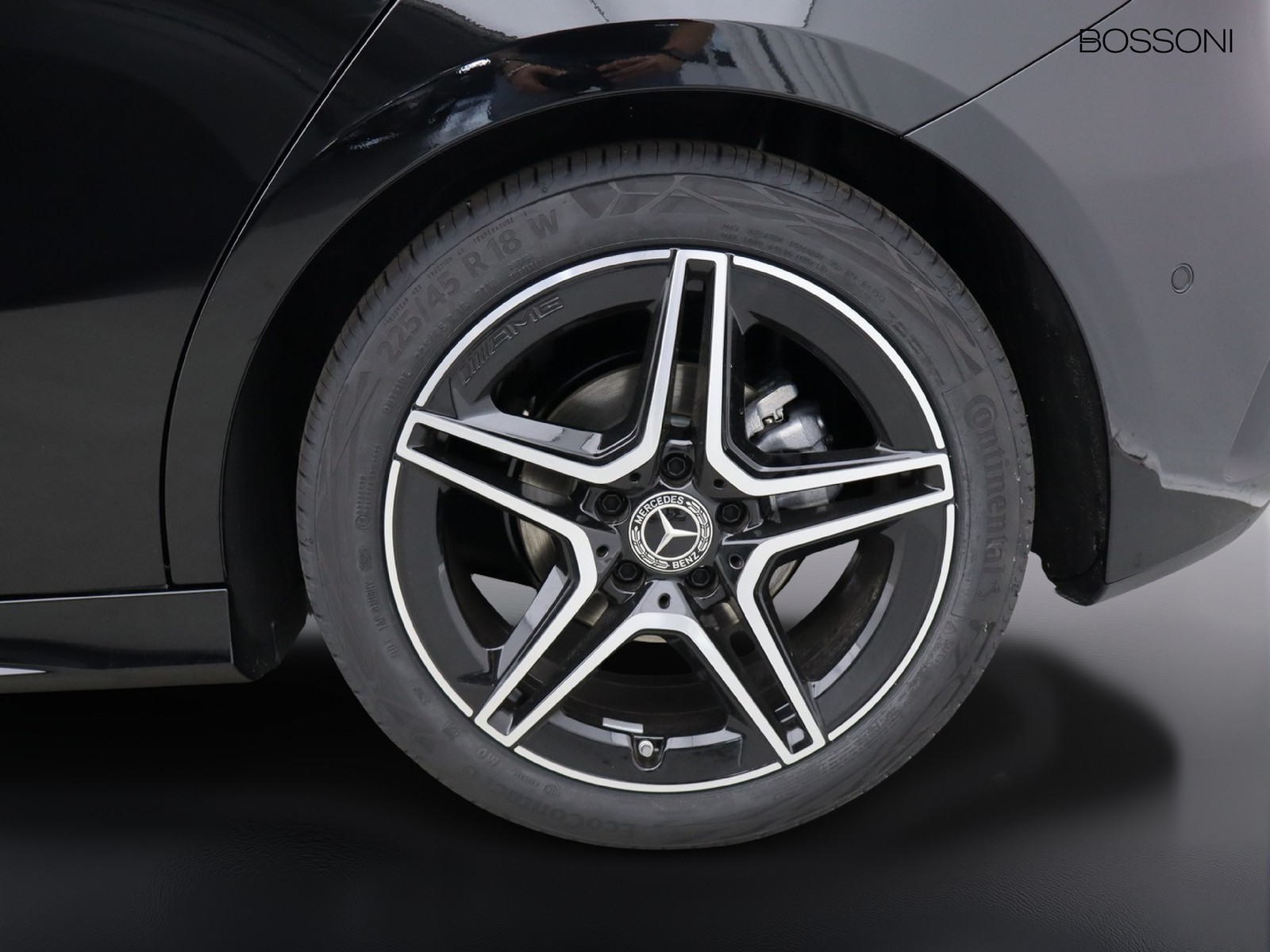 4 - Mercedes Classe A 180 d amg line premium speedshift dct amg 8g