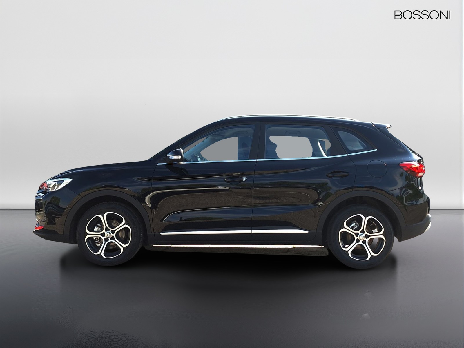 4 - Mg ZS 1.5 hybrid+ comfort auto