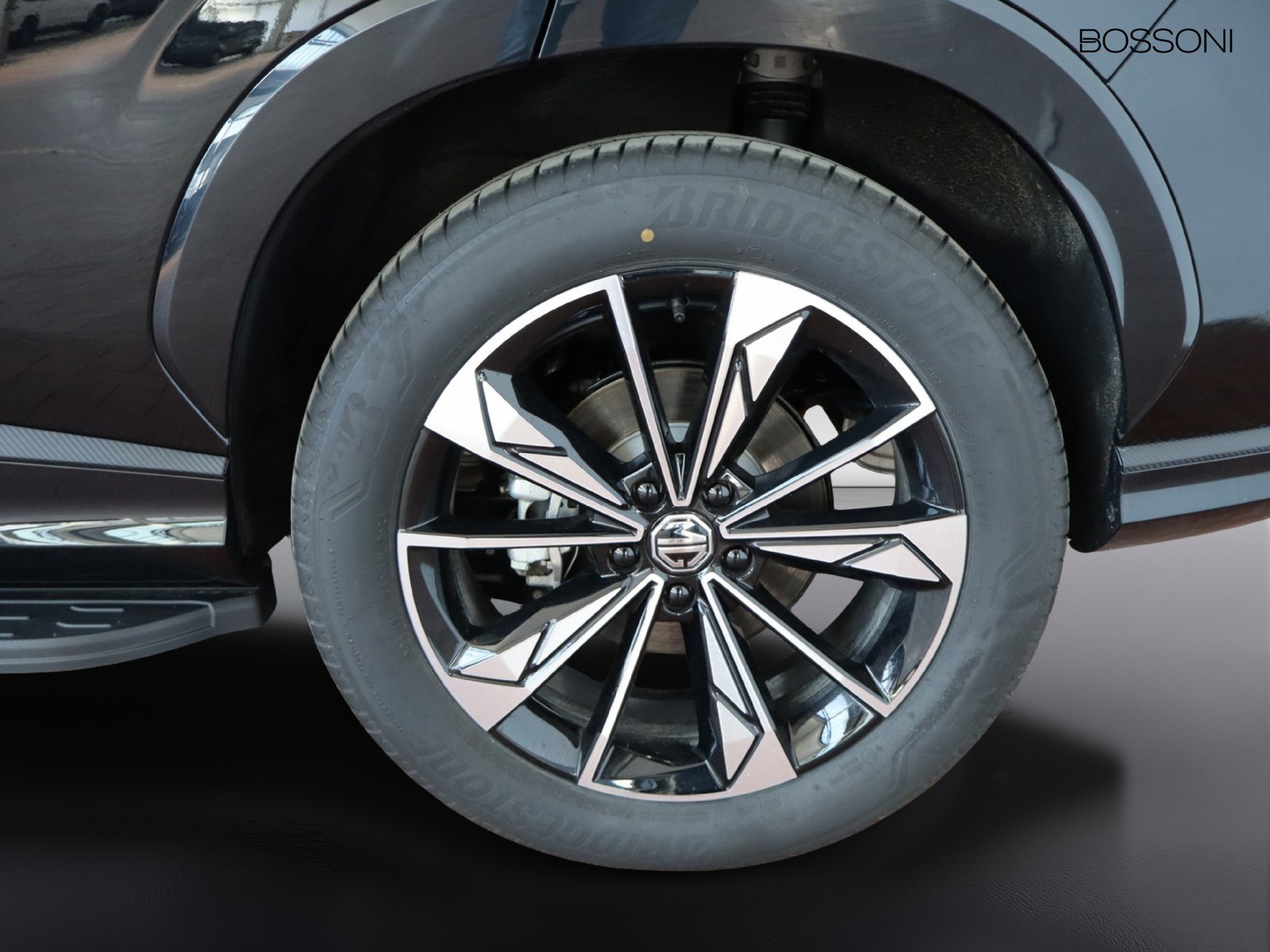 4 - Mg HS 1.5 phev luxury auto