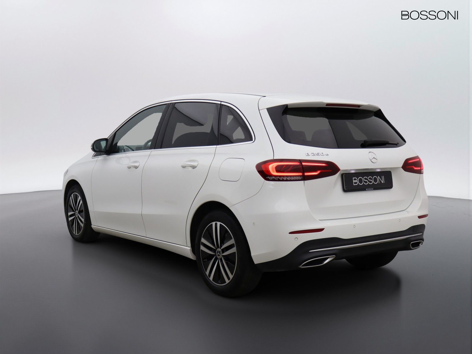 5 - Mercedes Classe B 250 e plug in hybrid (e eq-power) sport plus 8g-dct