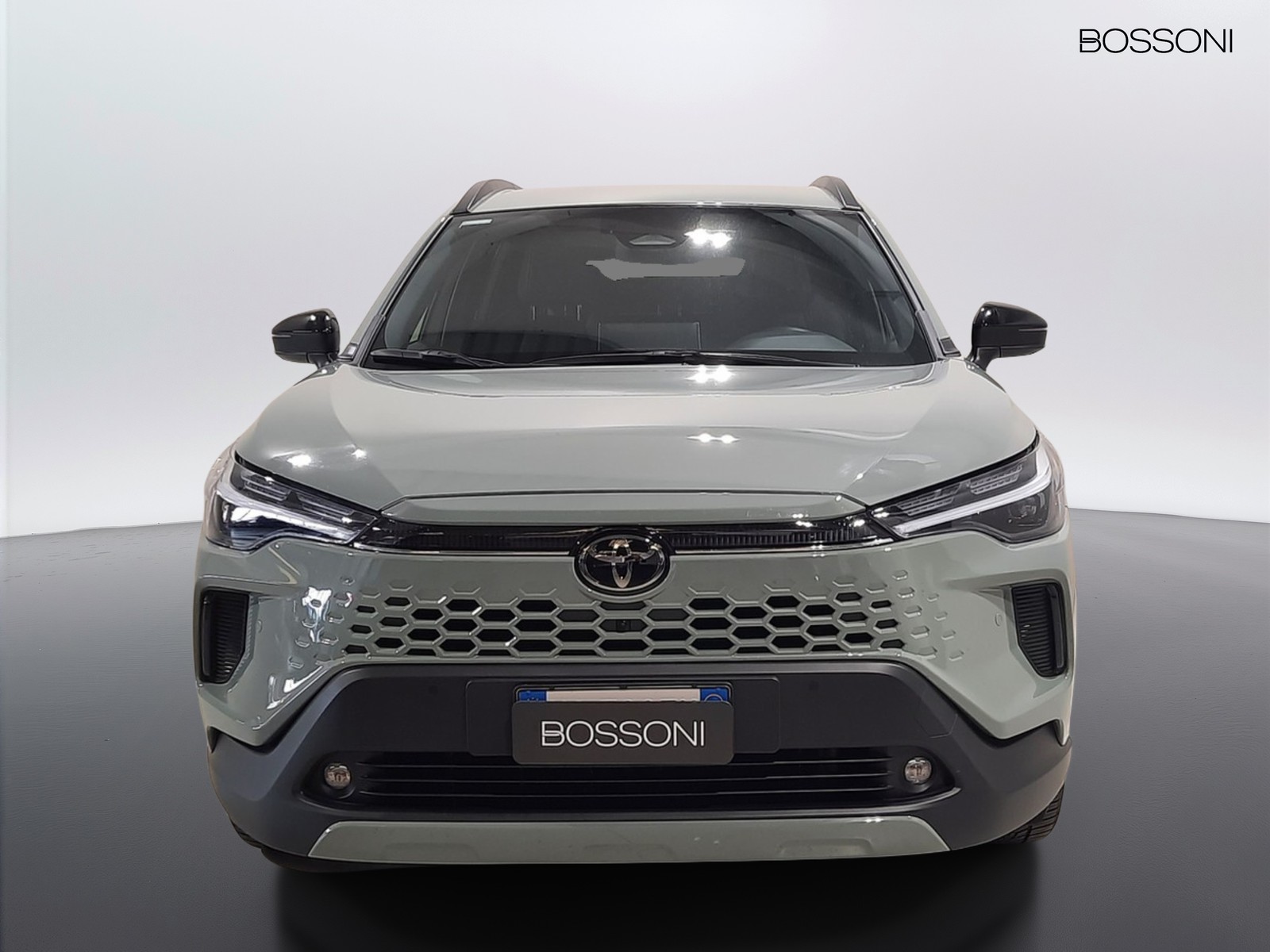 2 - Toyota Corolla Cross 1.8 hybrid 200 premium awd-i e-cvt