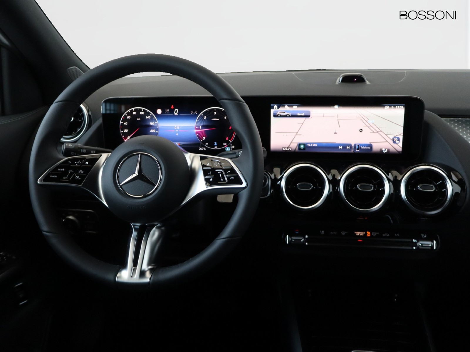 12 - Mercedes GLA 200 d progressive extra 8g-dct