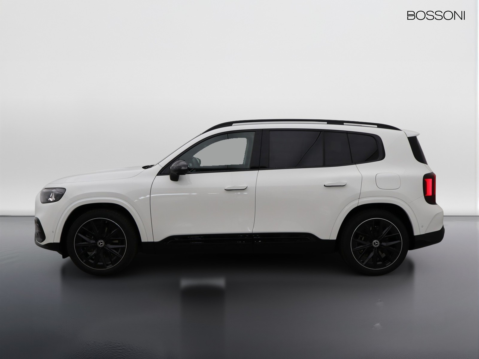 3 - Mercedes GLB 220 advanced plus 4matic 8g-edct