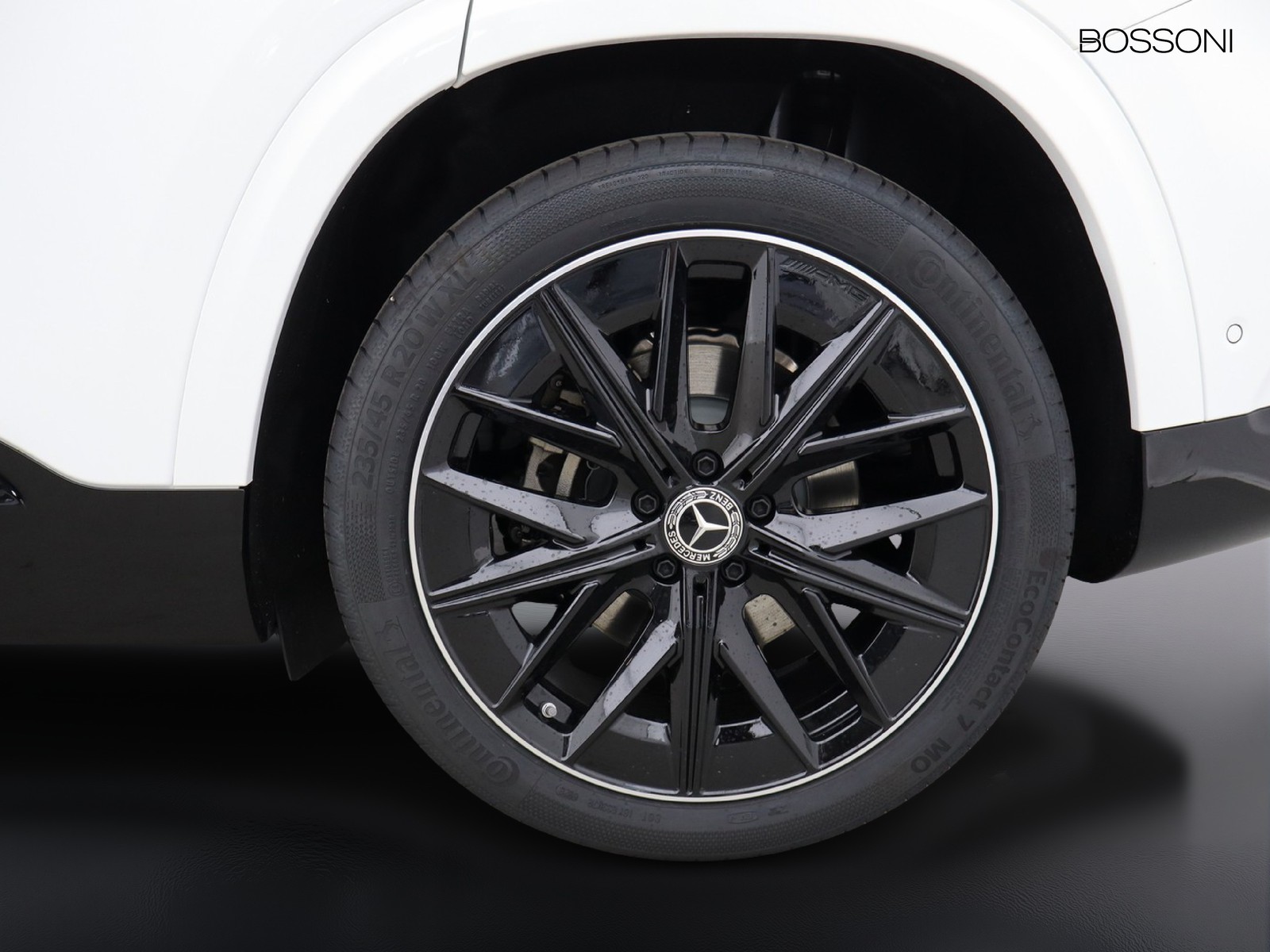 4 - Mercedes GLB 220 advanced plus 4matic 8g-edct