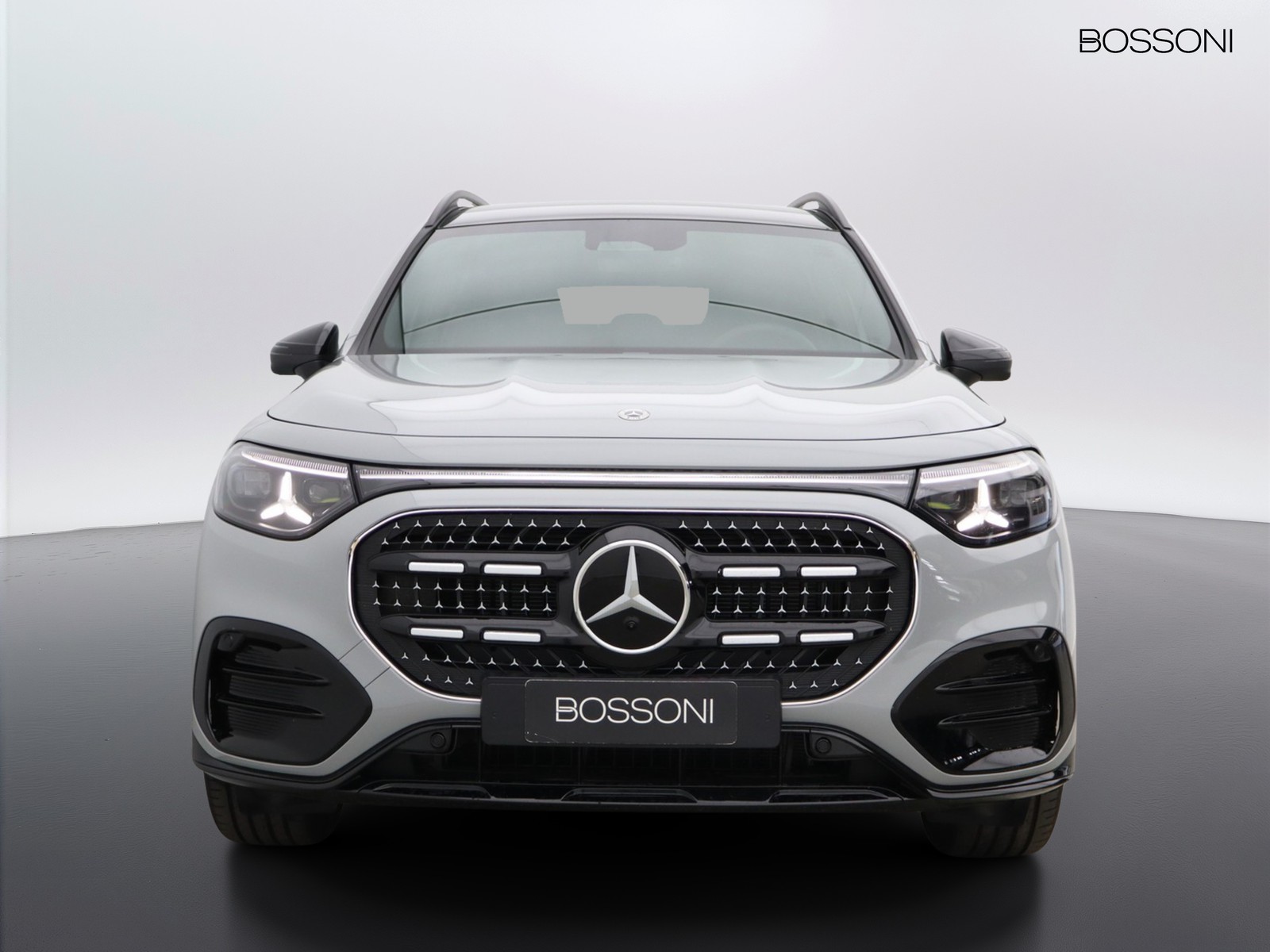 2 - Mercedes GLB 200 premium 4matic 8g-edct 7p.ti