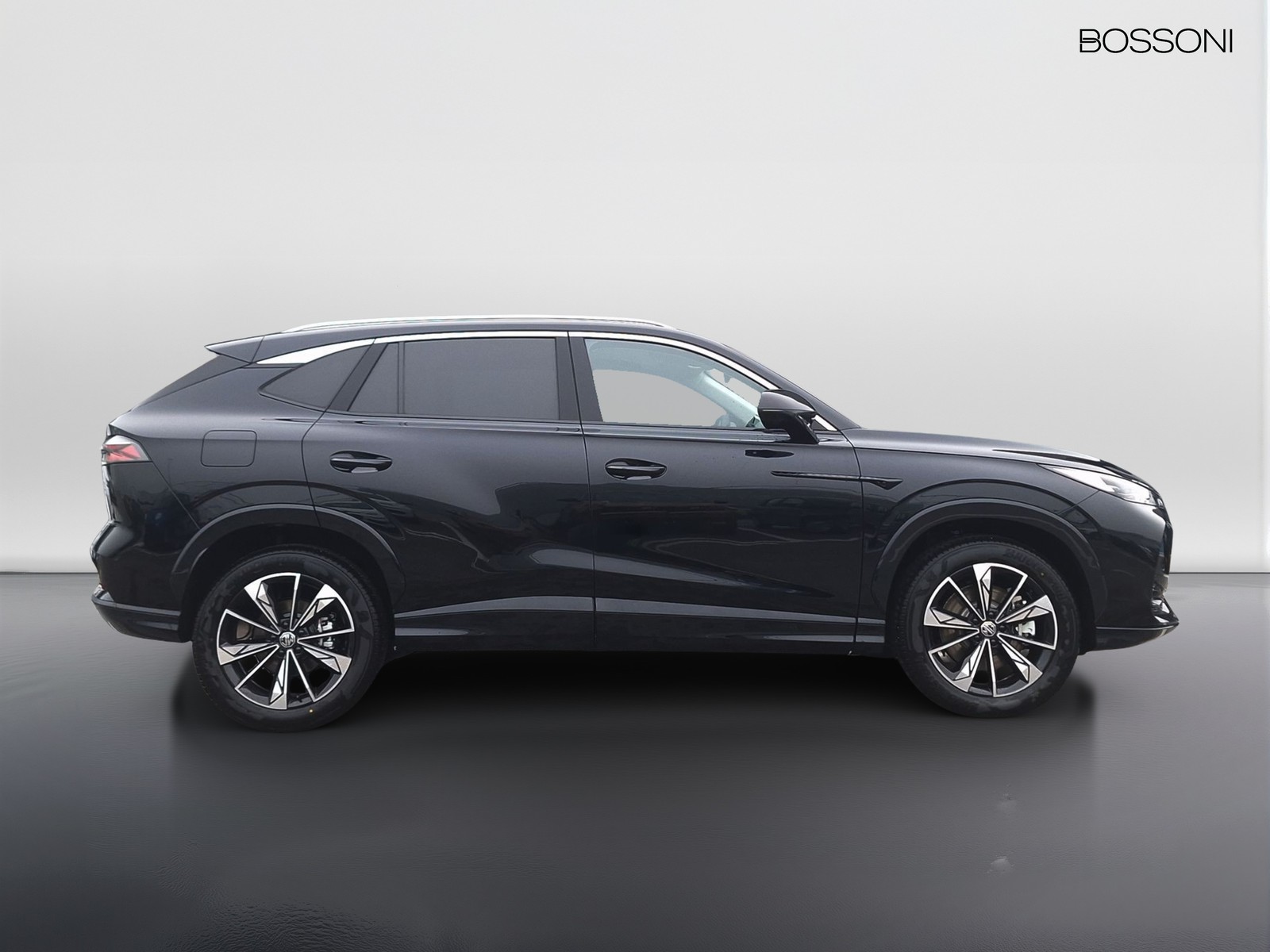 4 - Mg HS 1.5 hybrid+ luxury auto