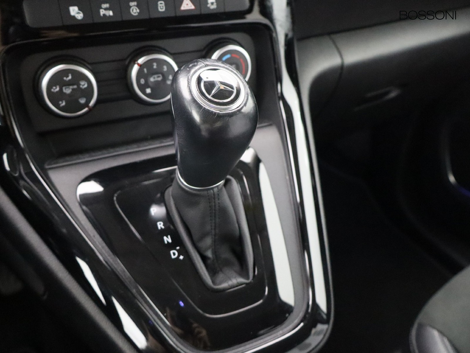 14 - Mercedes Vans Classe T long 180 d sport 7g-dct