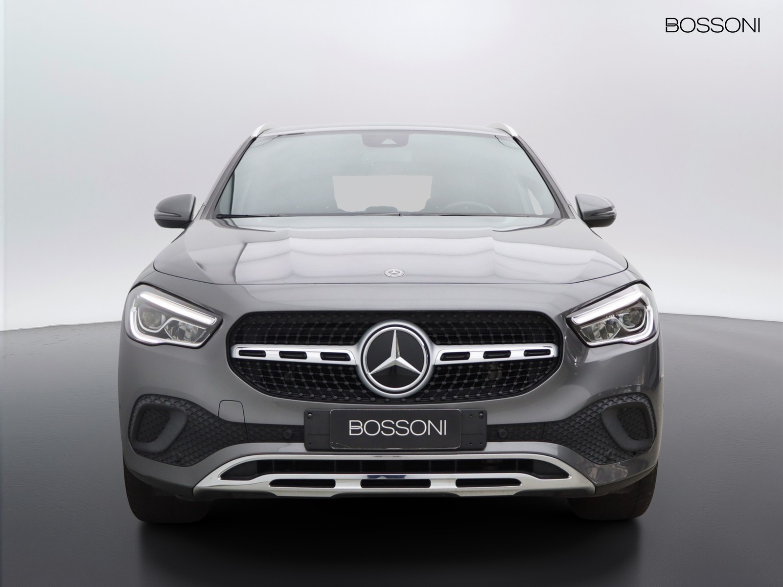 2 - Mercedes GLA 200 d sport plus 8g-dct