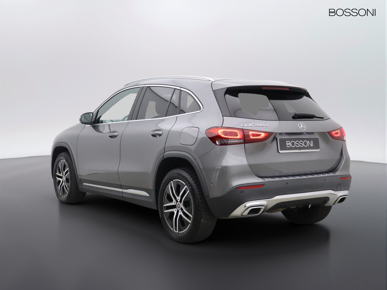 5 - Mercedes GLA 200 d sport plus 8g-dct