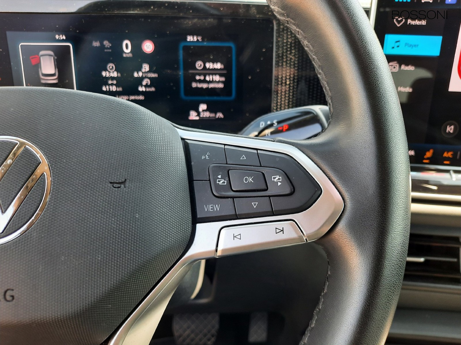 16 - Volkswagen Tiguan 2.0 tdi scr 150cv life dsg
